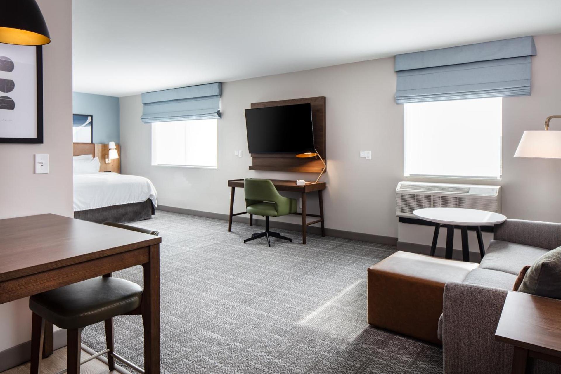 Staybridge Suites - Iowa City - Coralville by IHG photo 93