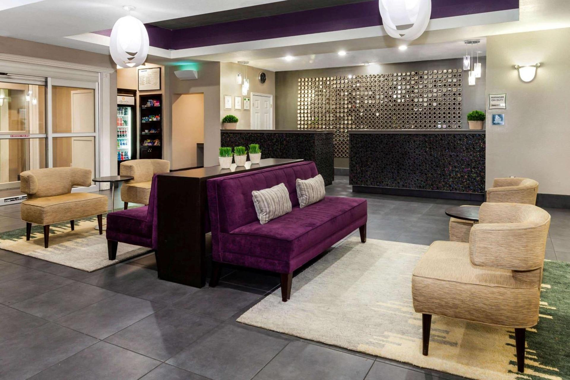 La Quinta by Wyndham Laredo Airport photo 8