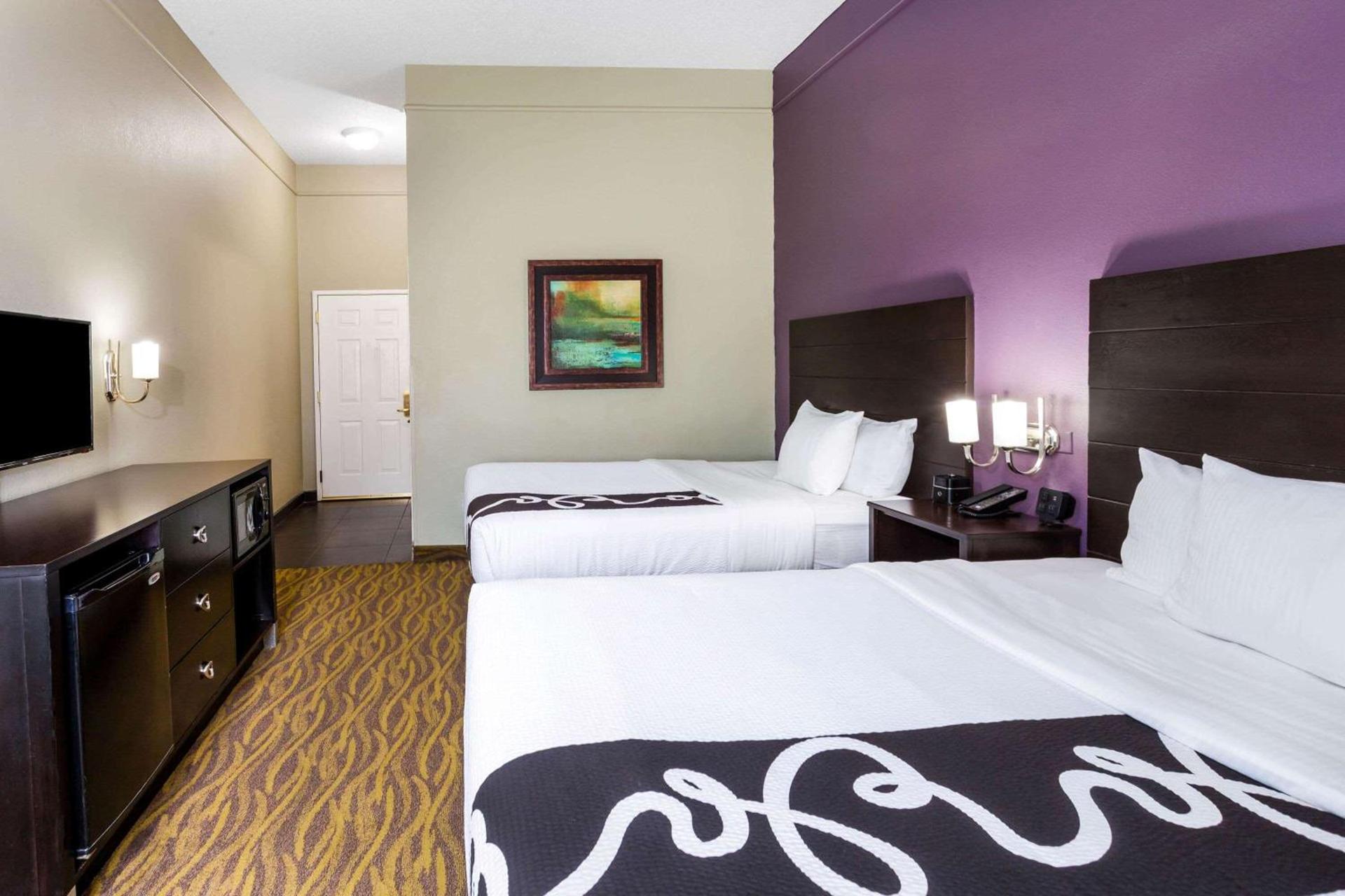 La Quinta by Wyndham Laredo Airport photo 25