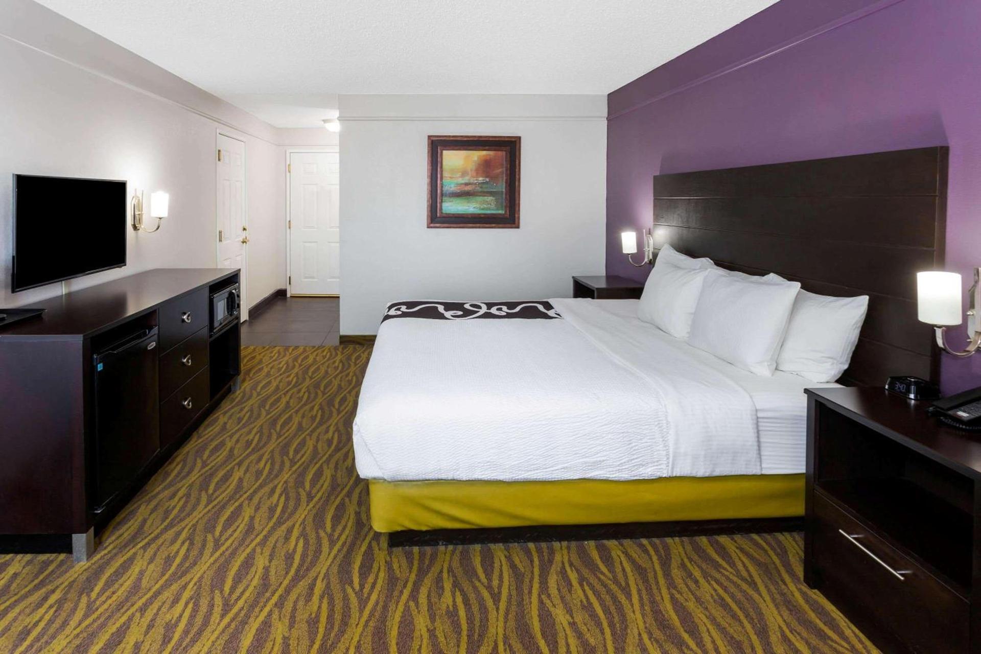 La Quinta by Wyndham Laredo Airport photo 27