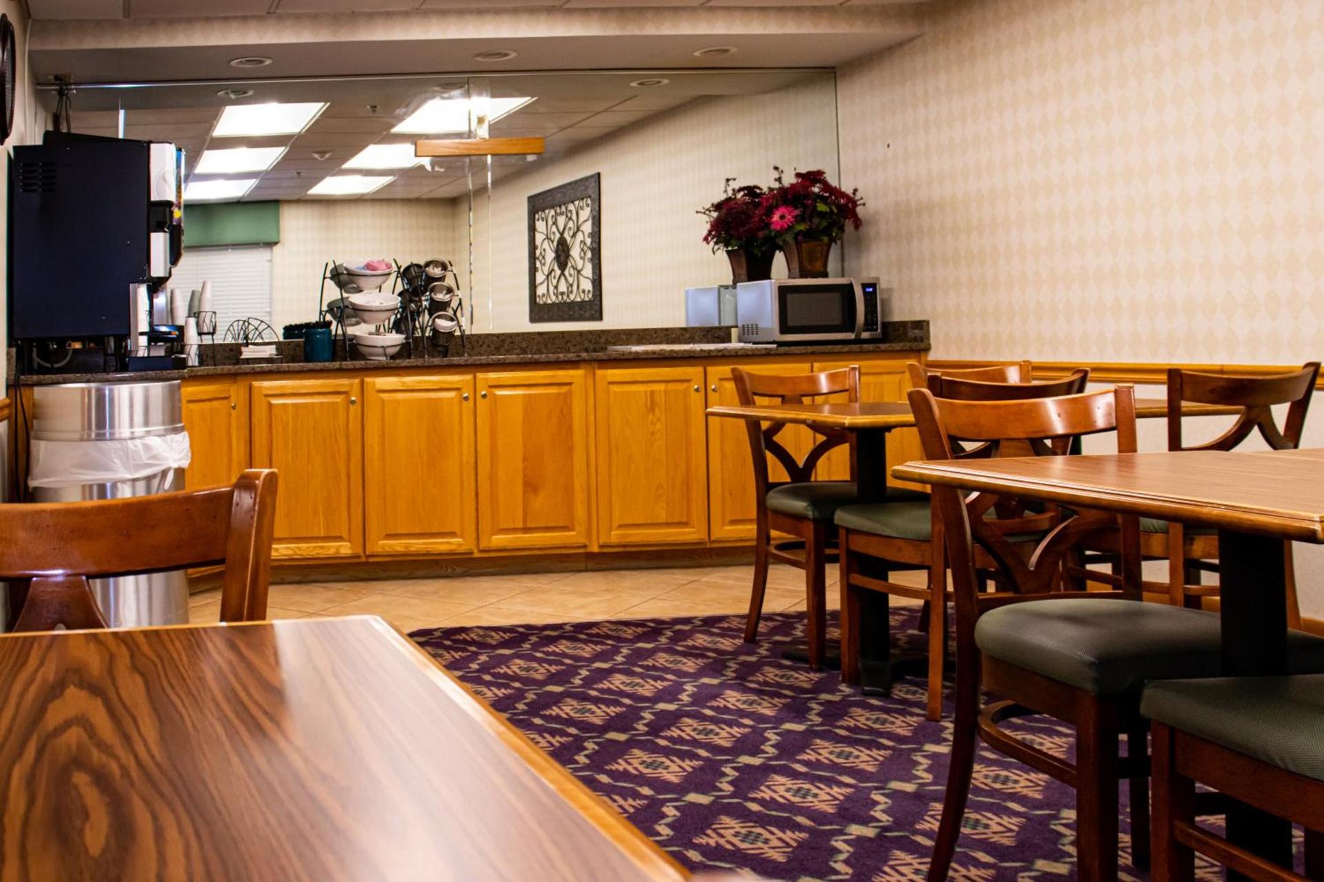 Bay Mountain Inn Cherokee Smoky Mountains photo 12