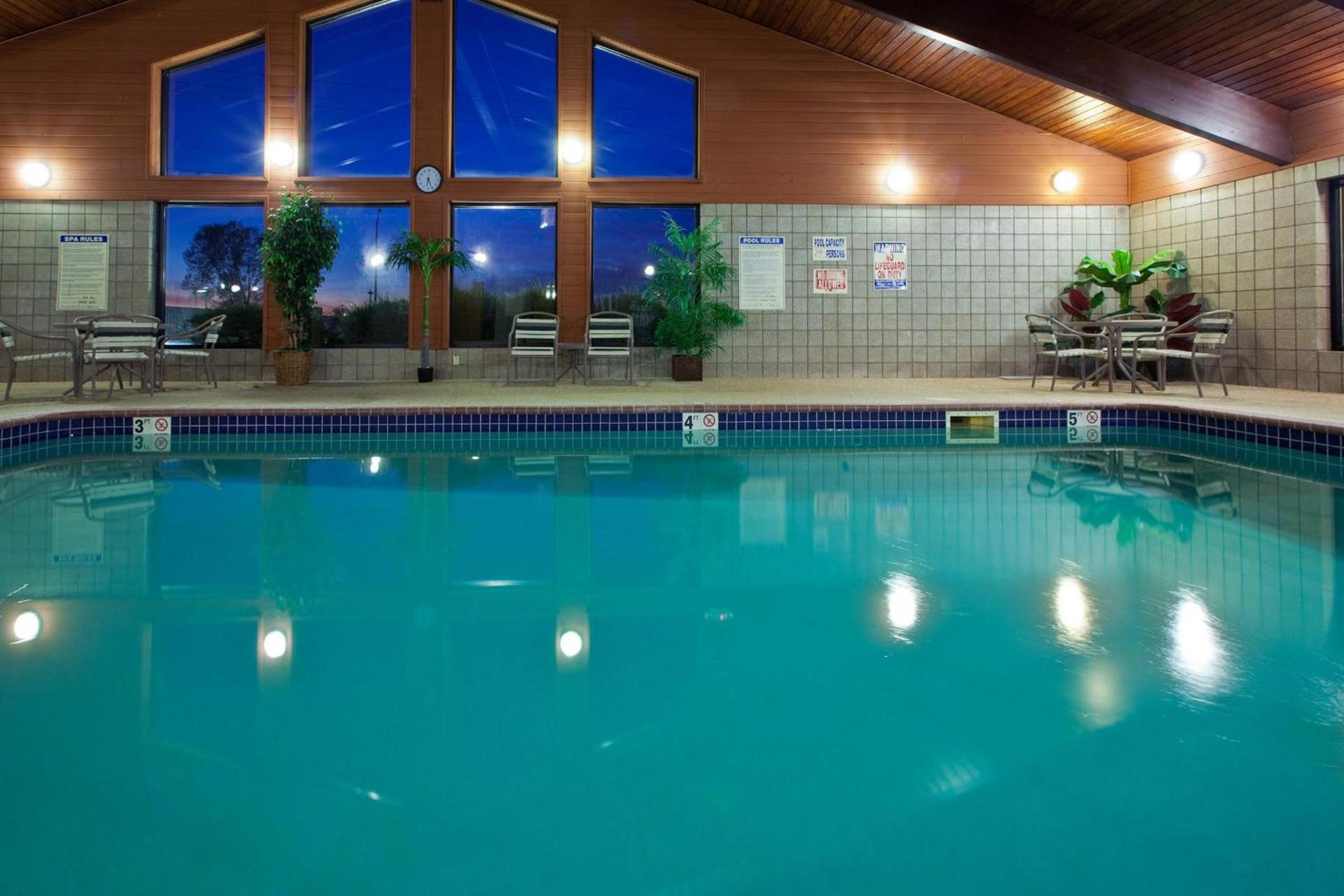Spark by Hilton Cedar Falls photo 2