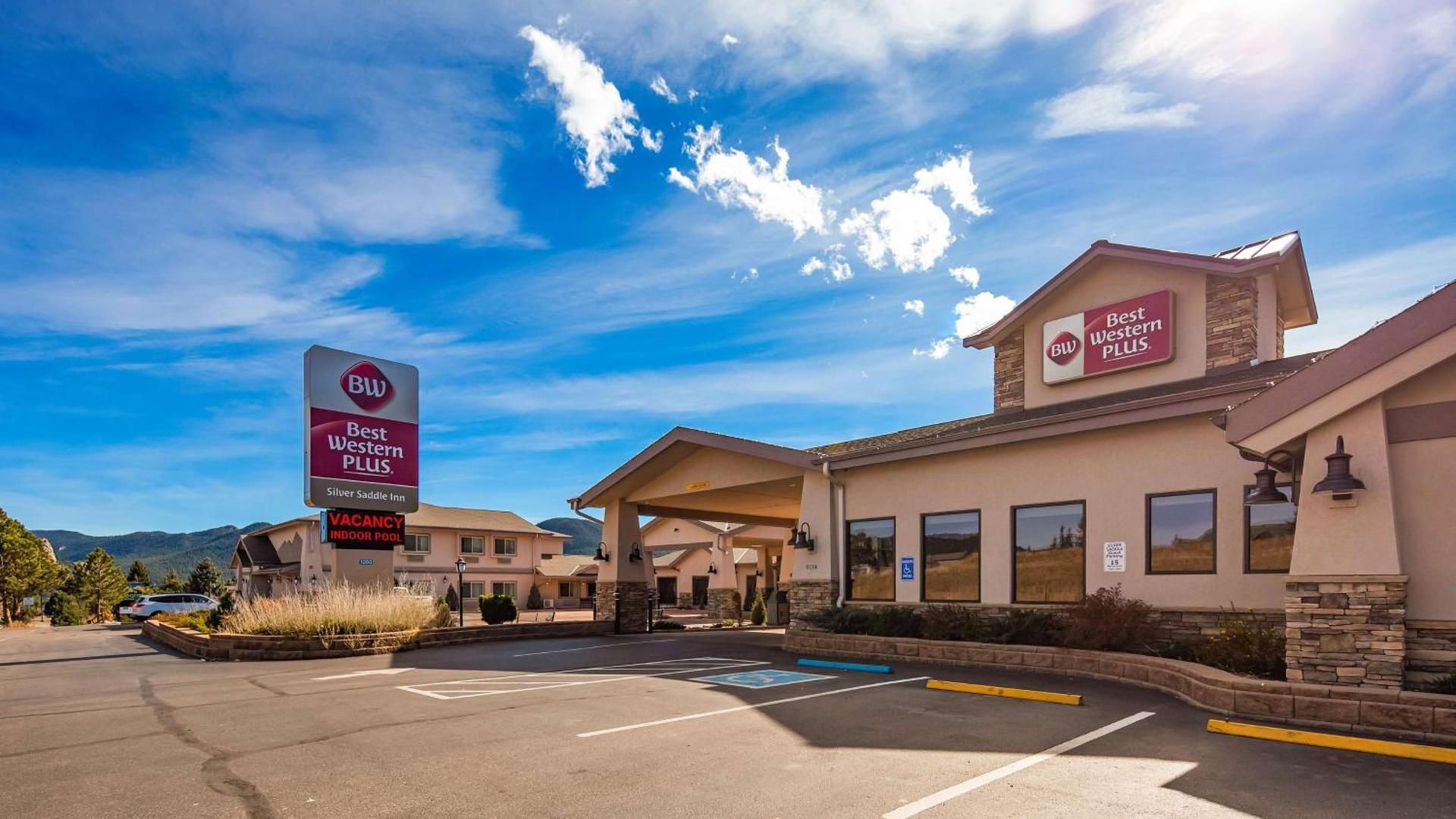 Best Western Plus Silver Saddle Inn photo 12