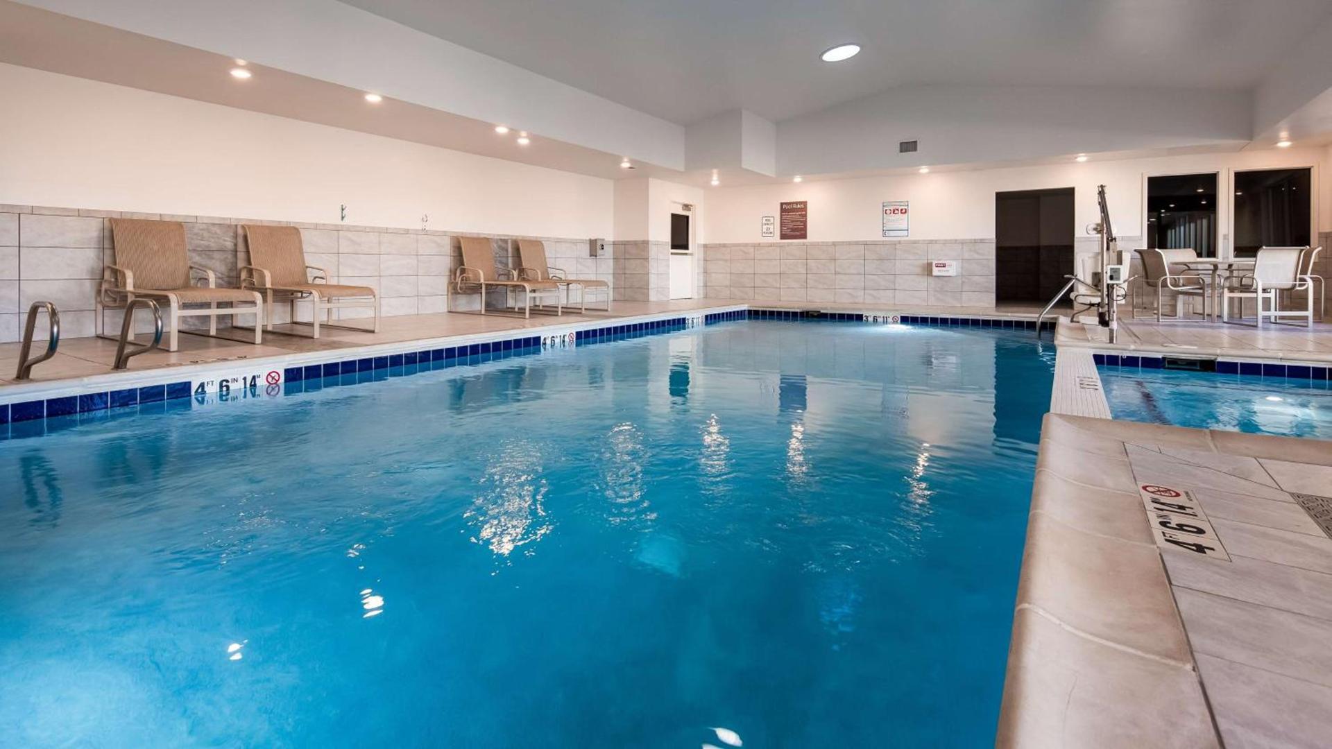 Best Western Plus Silver Saddle Inn photo 50