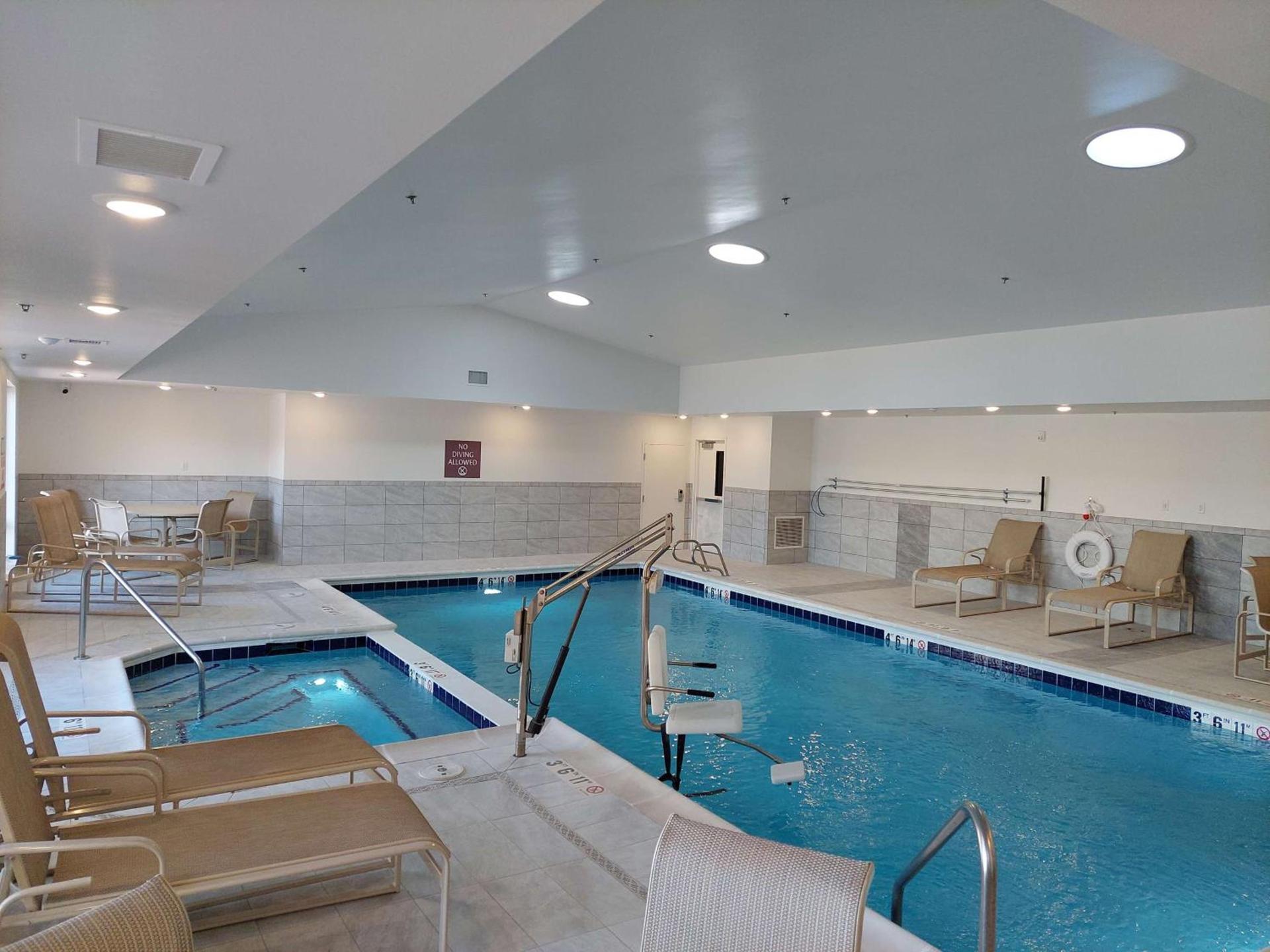 Best Western Plus Silver Saddle Inn photo 53