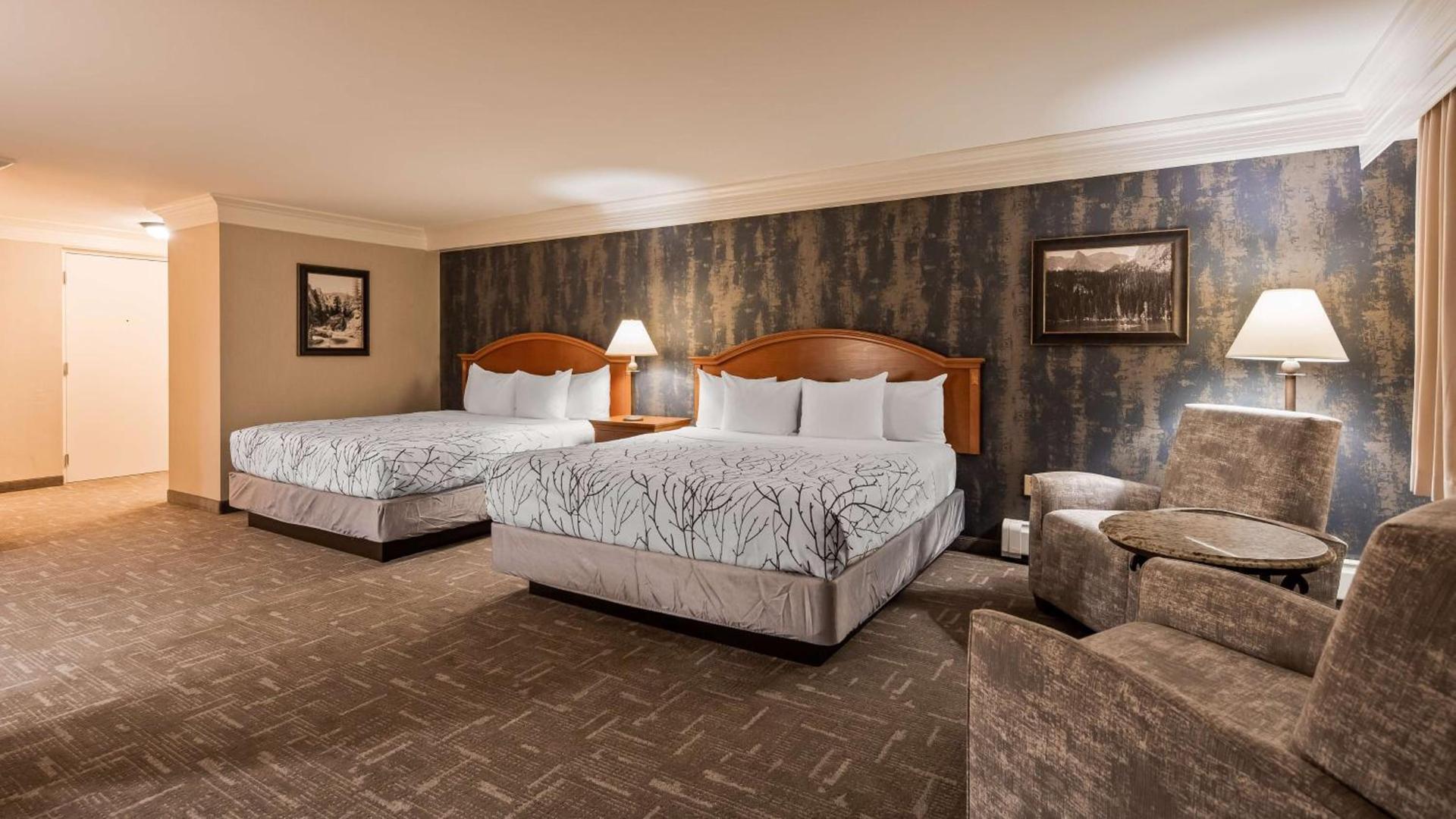 Best Western Plus Silver Saddle Inn photo 15