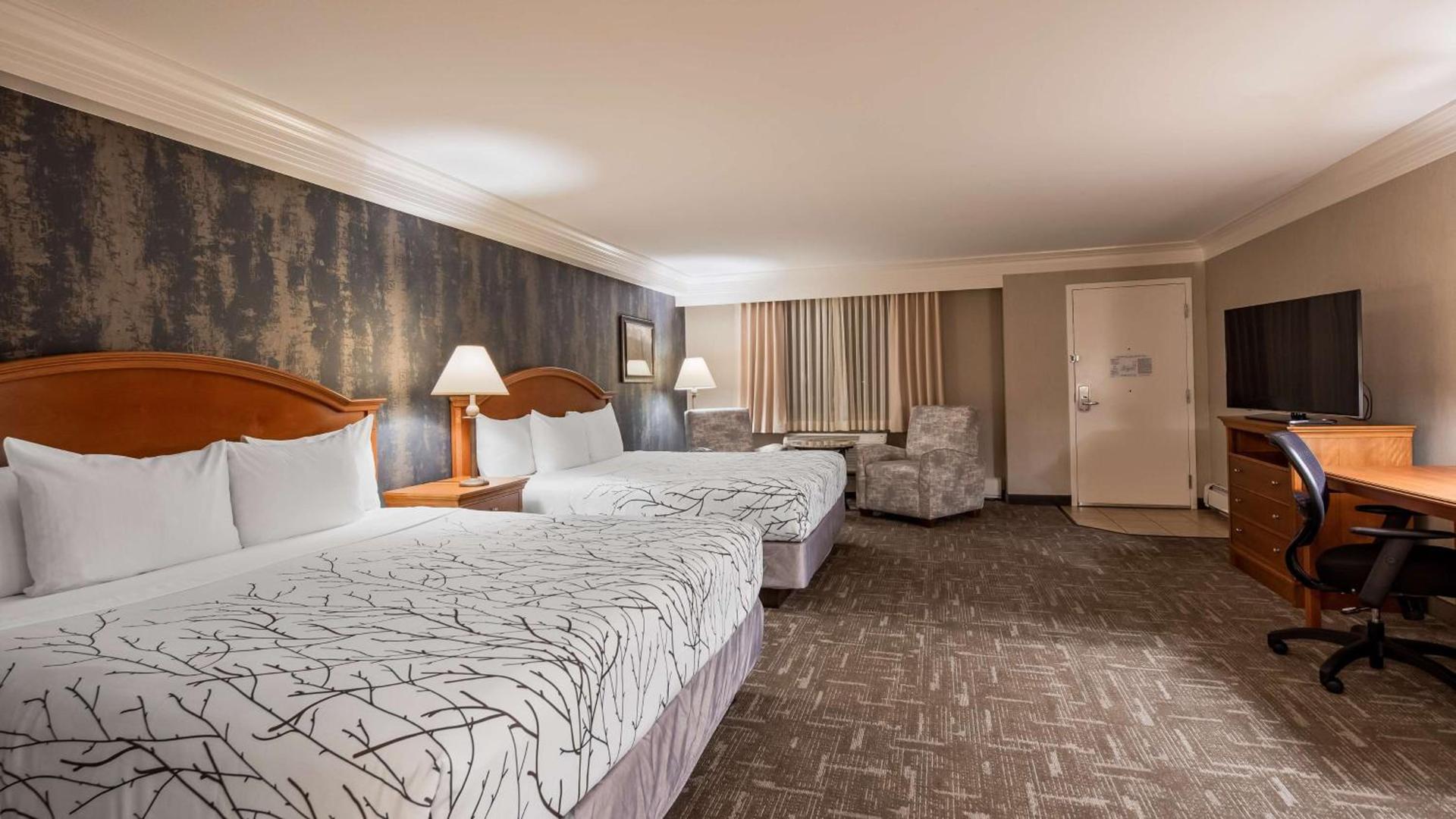 Best Western Plus Silver Saddle Inn photo 17