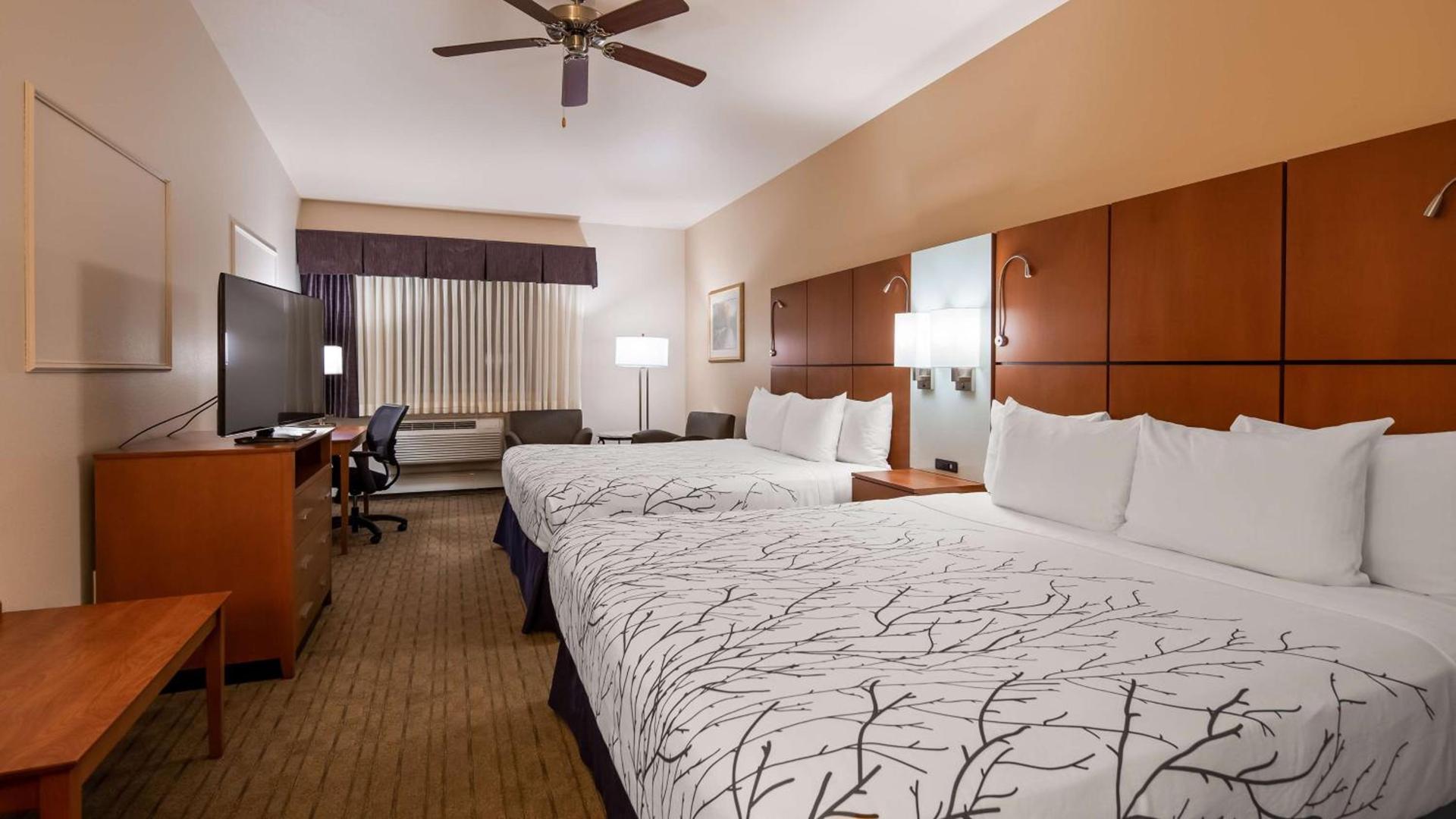 Best Western Plus Silver Saddle Inn photo 4