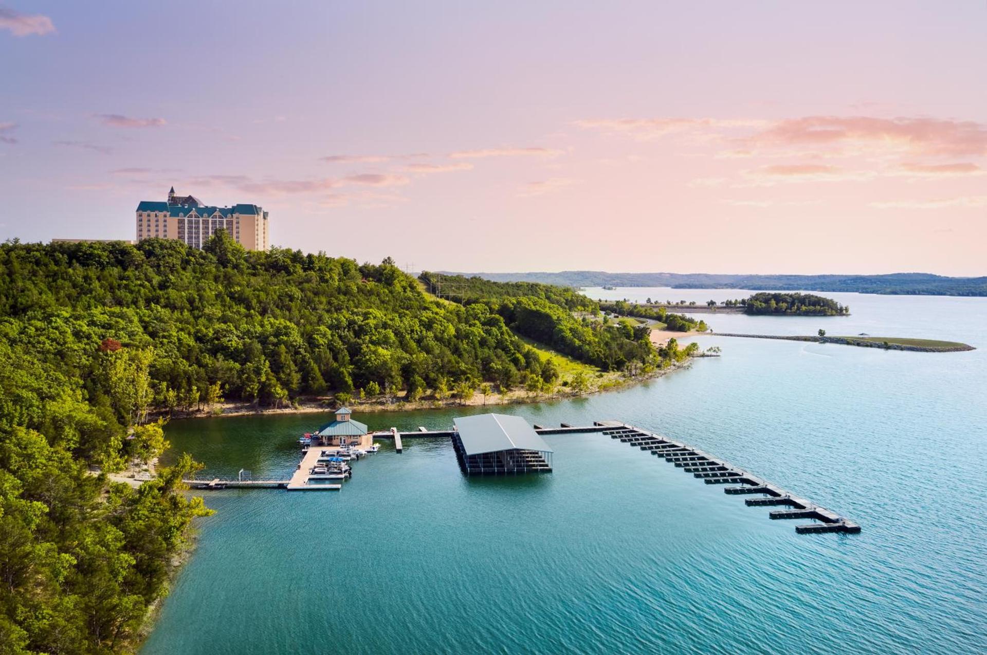 Chateau on the Lake Resort Spa and Convention Center photo 19