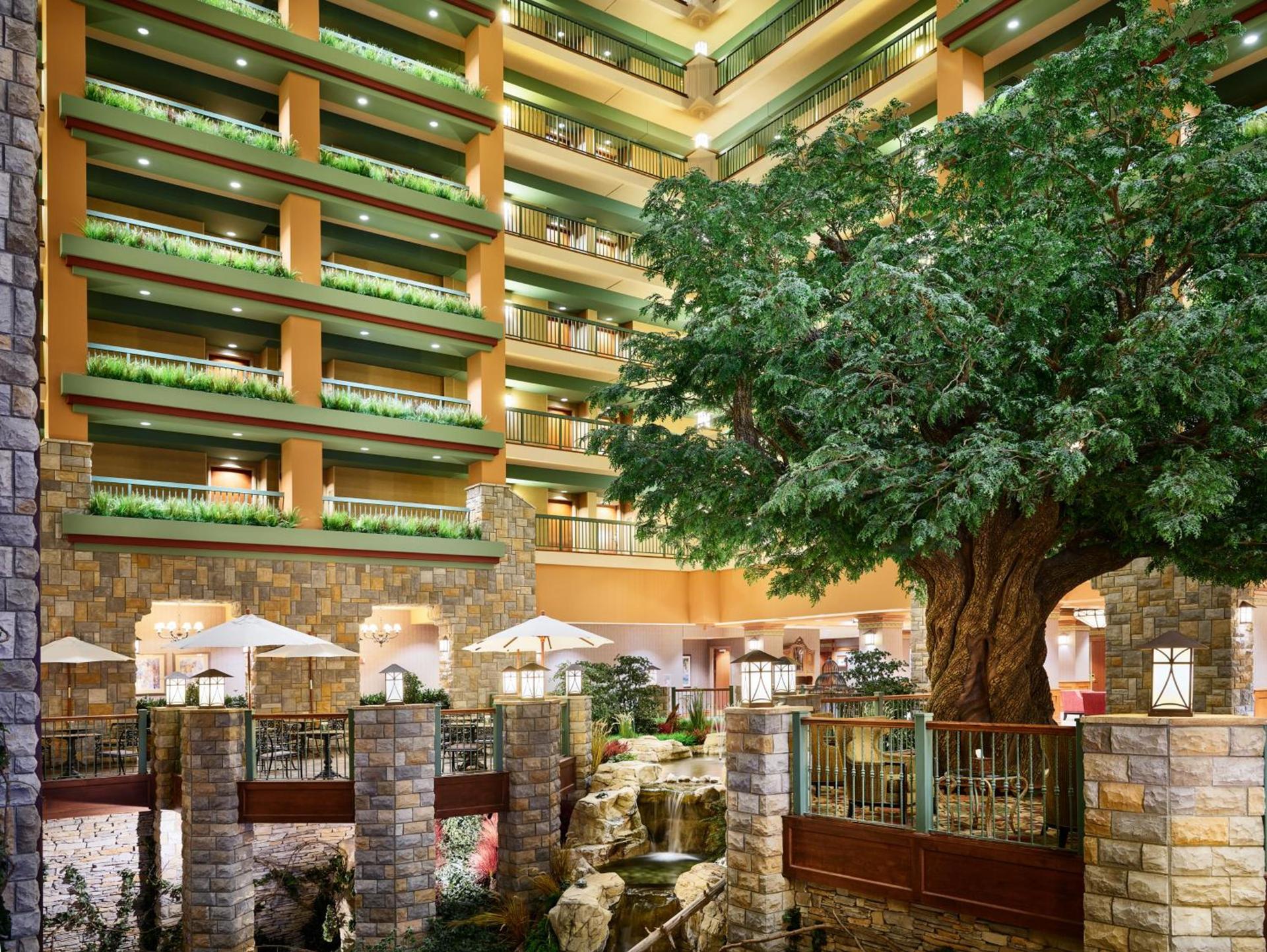 Chateau on the Lake Resort Spa and Convention Center photo 47