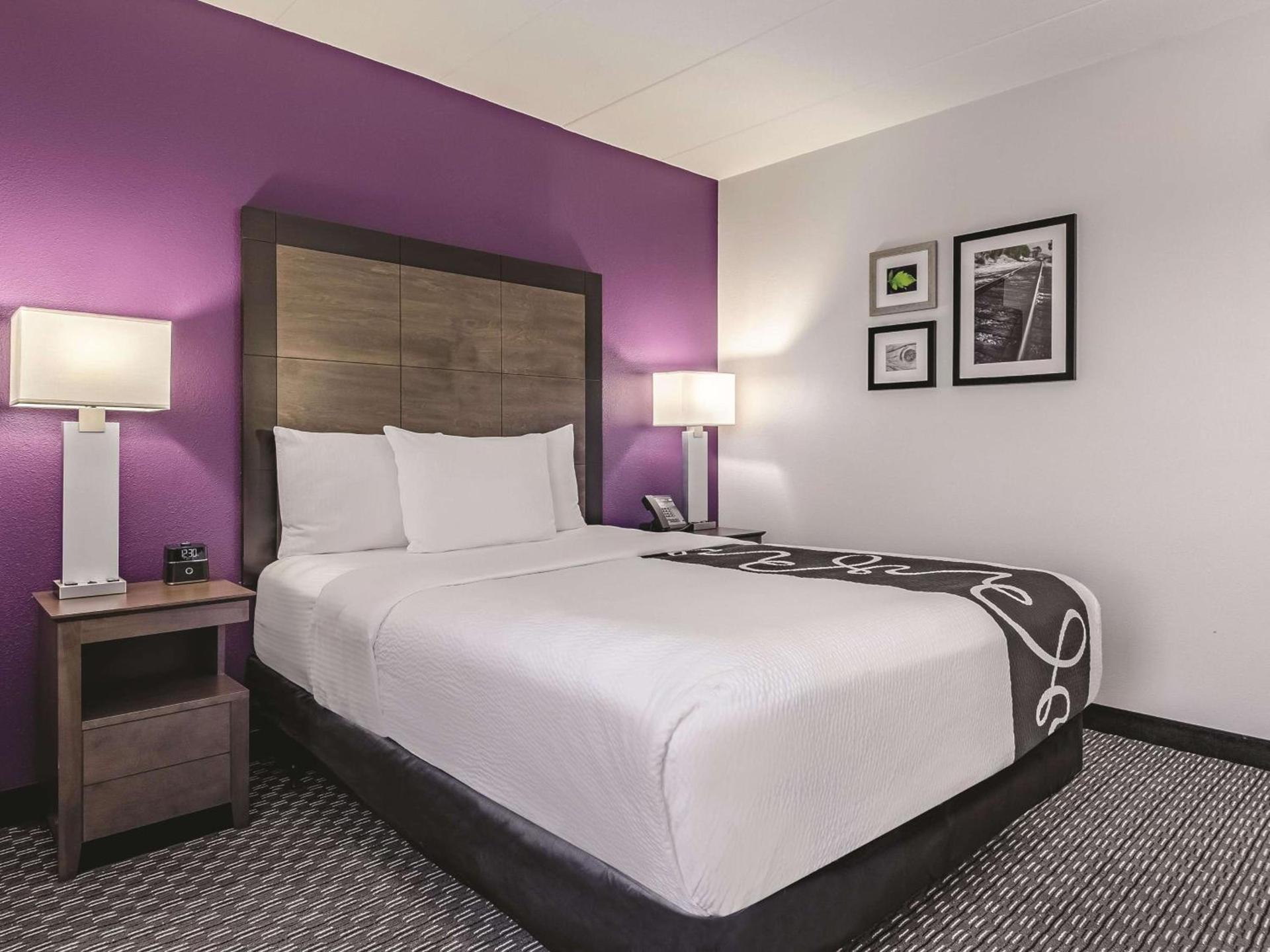 La Quinta by Wyndham Warwick Providence Airport photo 18