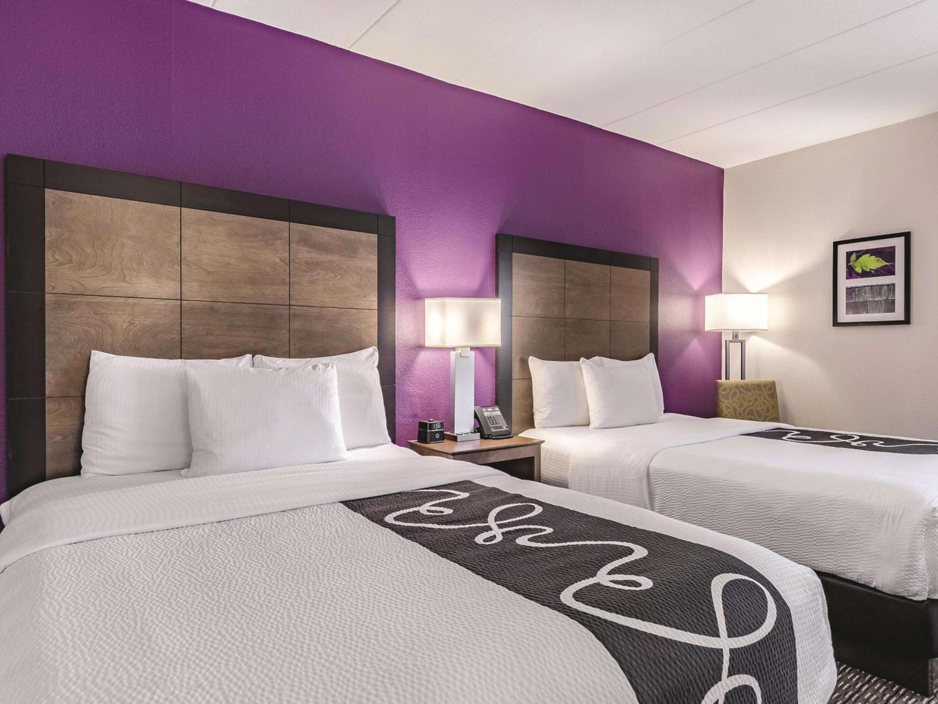 La Quinta by Wyndham Warwick Providence Airport photo 26