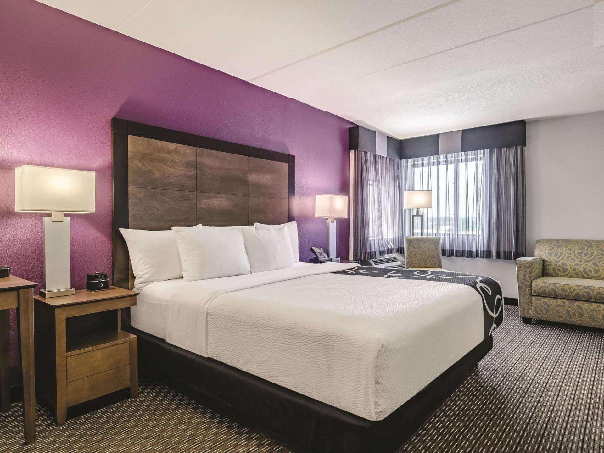 La Quinta by Wyndham Warwick Providence Airport photo 35