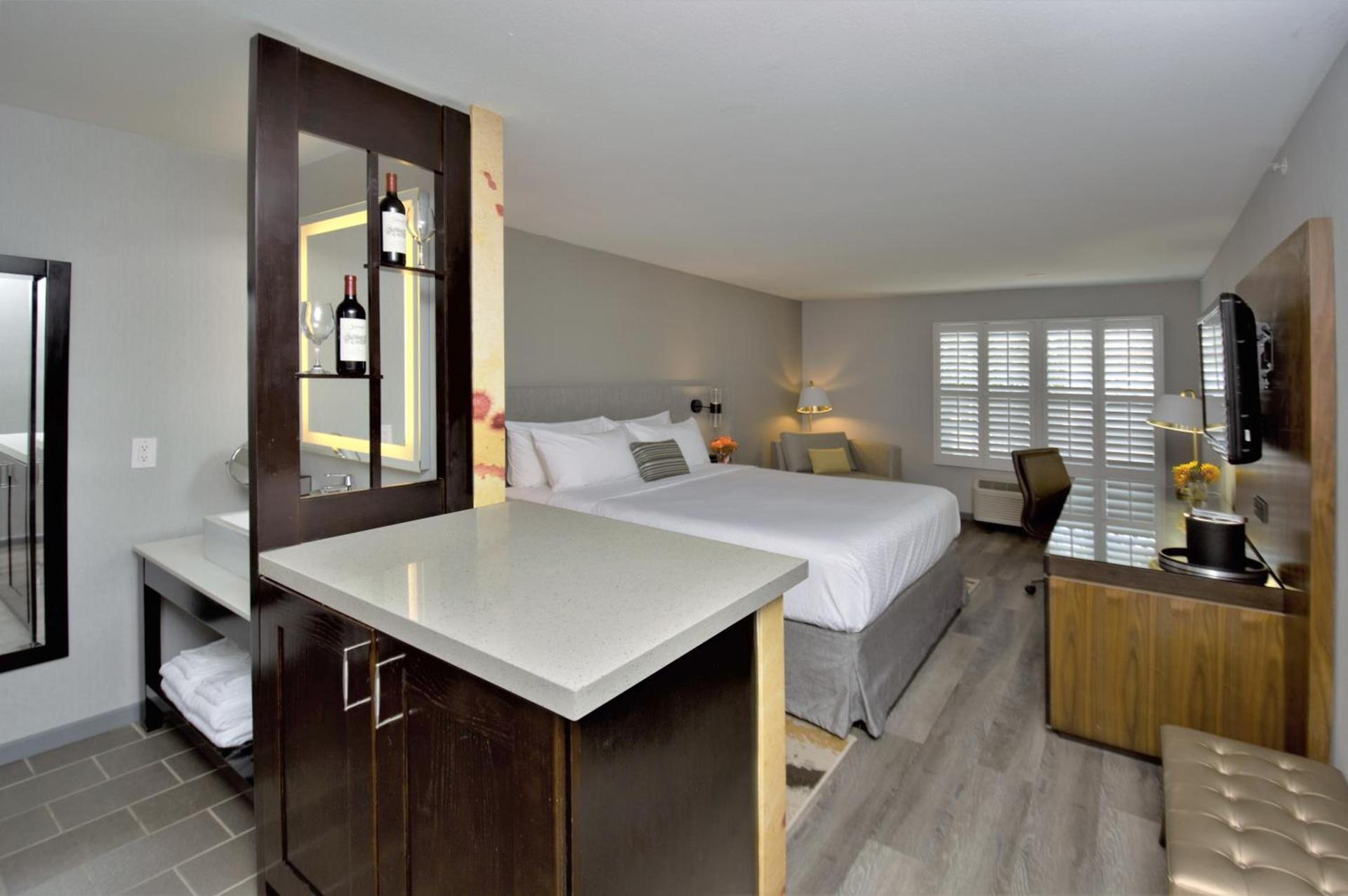 Hotel Indigo Napa Valley by IHG photo 9