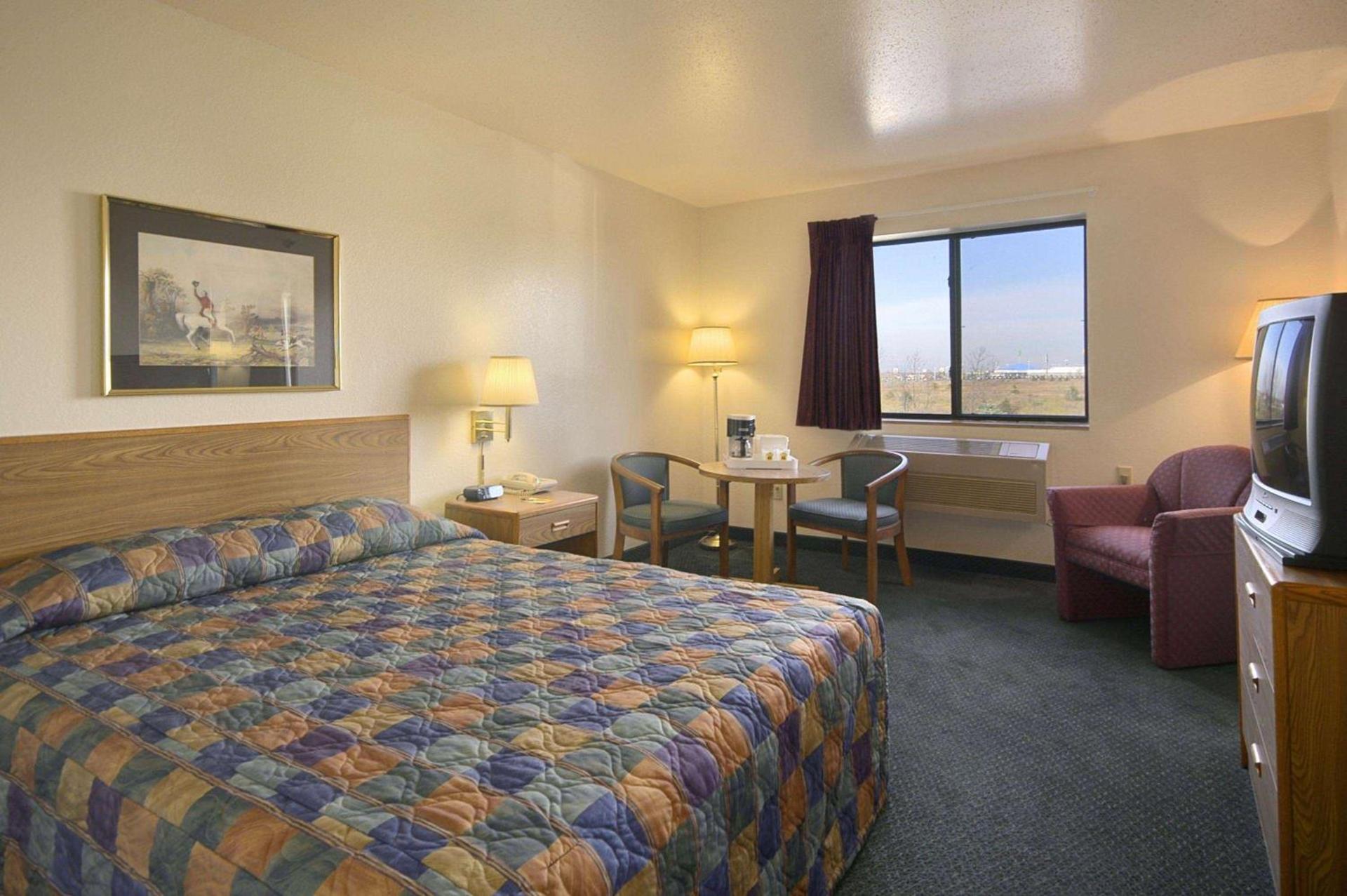 Travelodge by Wyndham Hudsonville photo 24