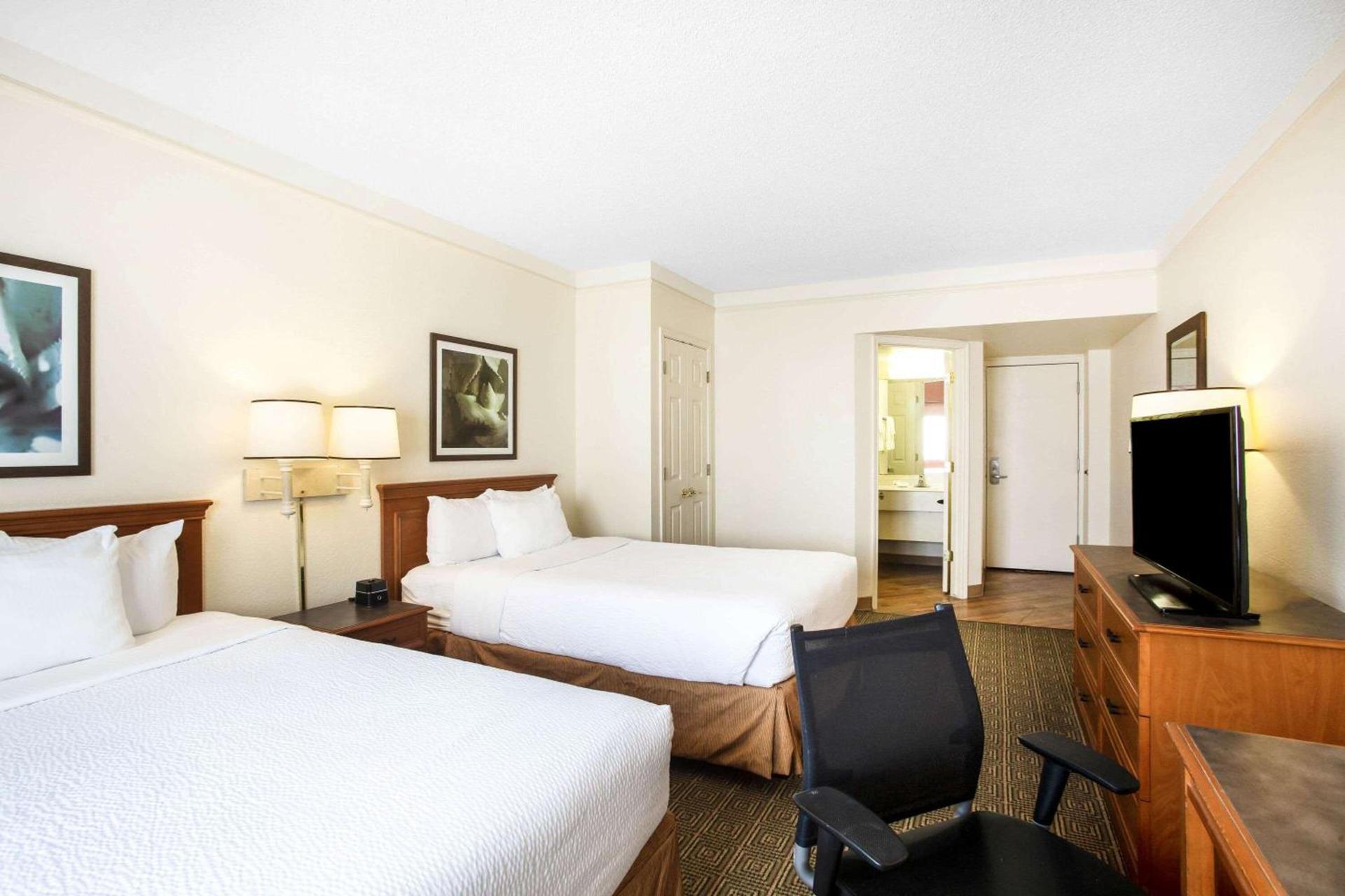 La Quinta Inn by Wyndham Austin Capitol / Downtown photo 10
