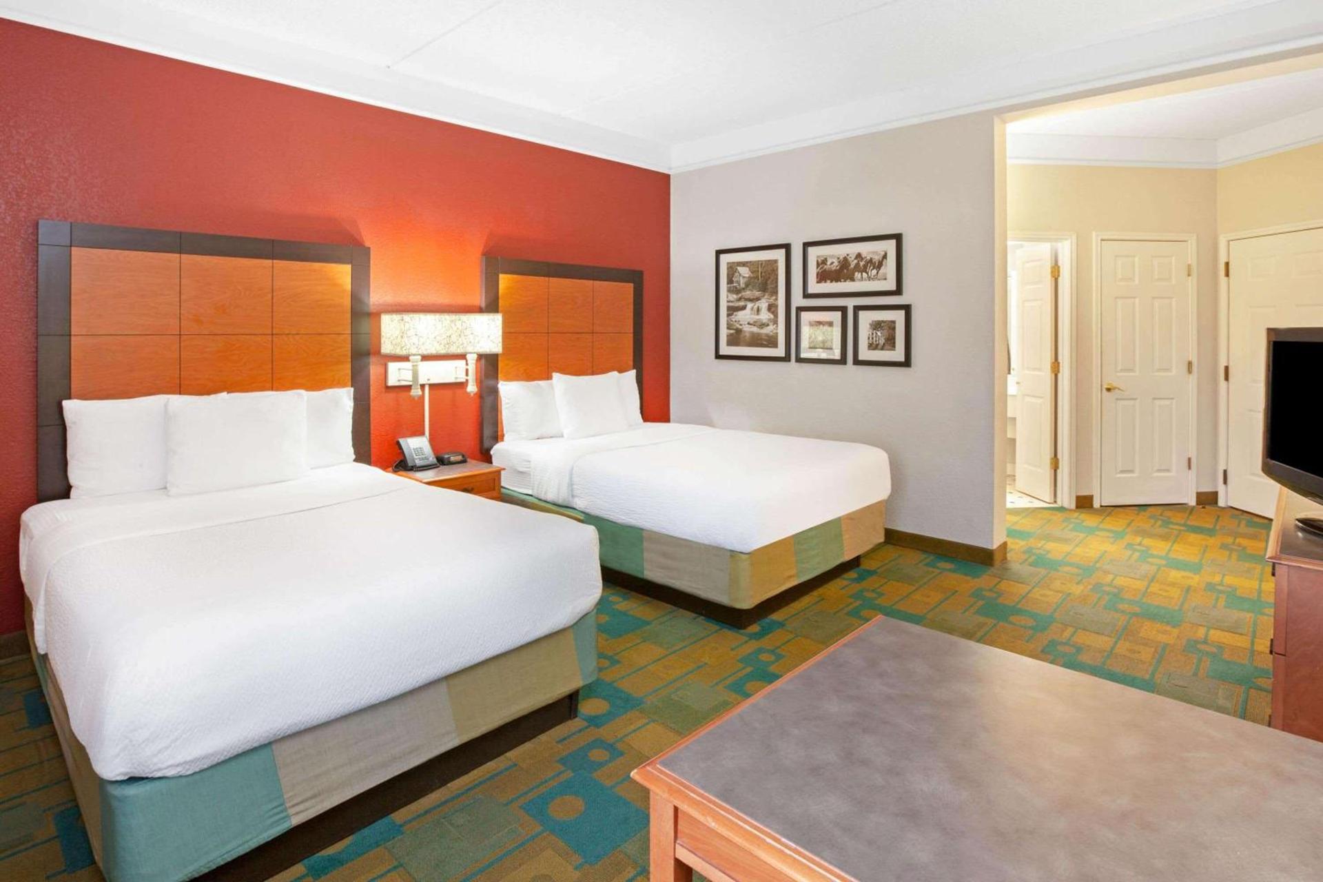 La Quinta by Wyndham Houston Galleria Area photo 21