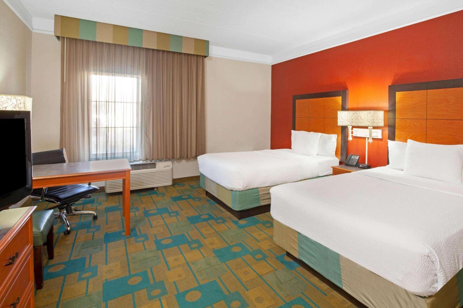La Quinta by Wyndham Houston Galleria Area photo 20
