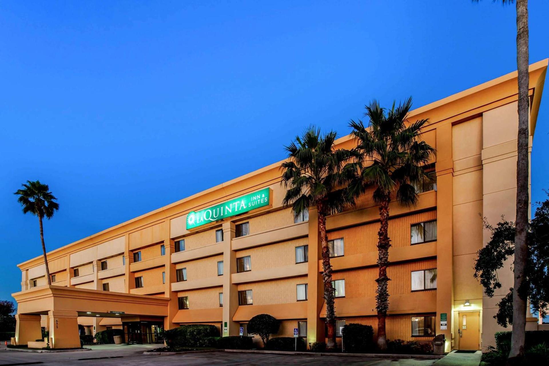 La Quinta by Wyndham Houston Baytown East — hotel in Baytown