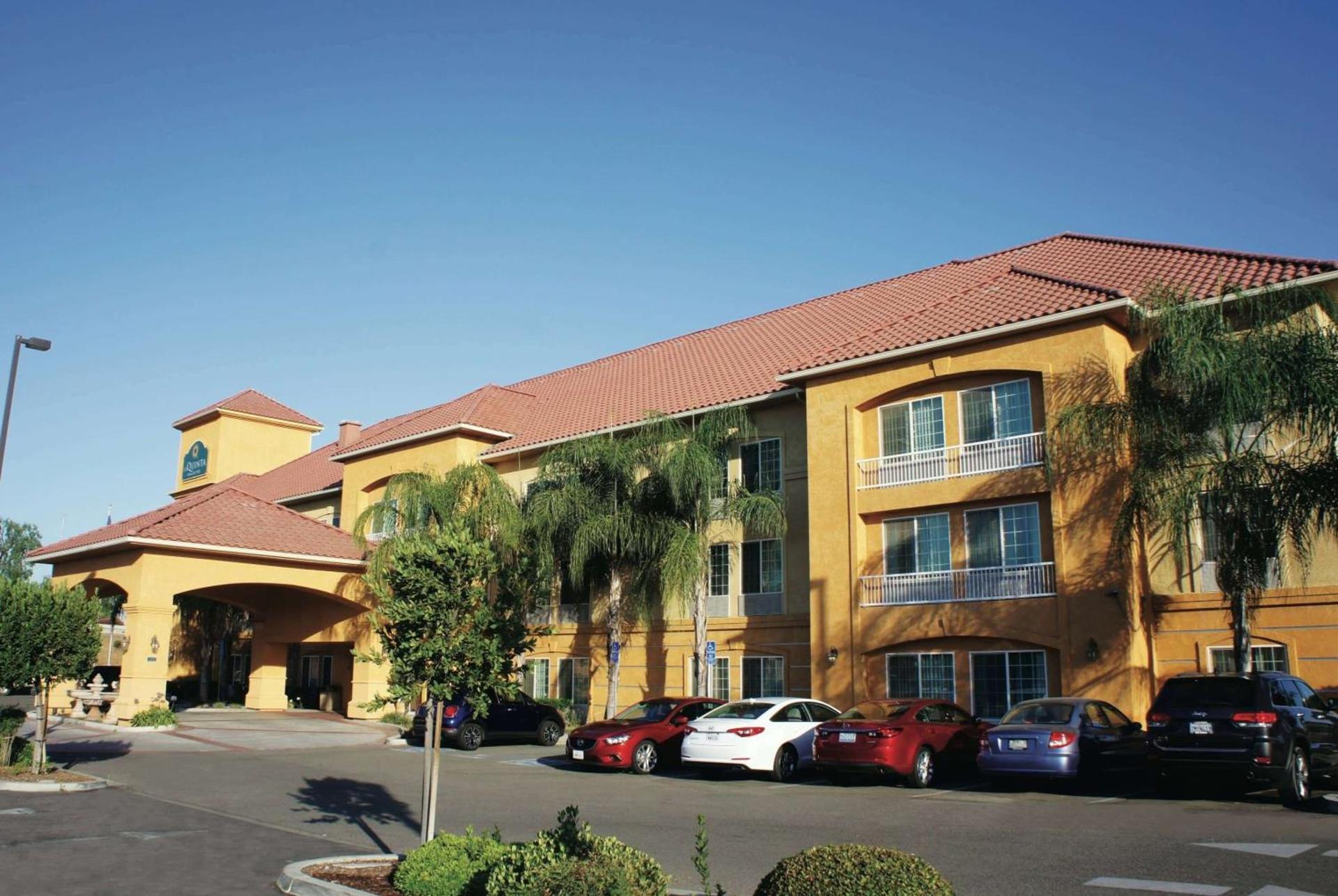 La Quinta by Wyndham Fowler photo 1