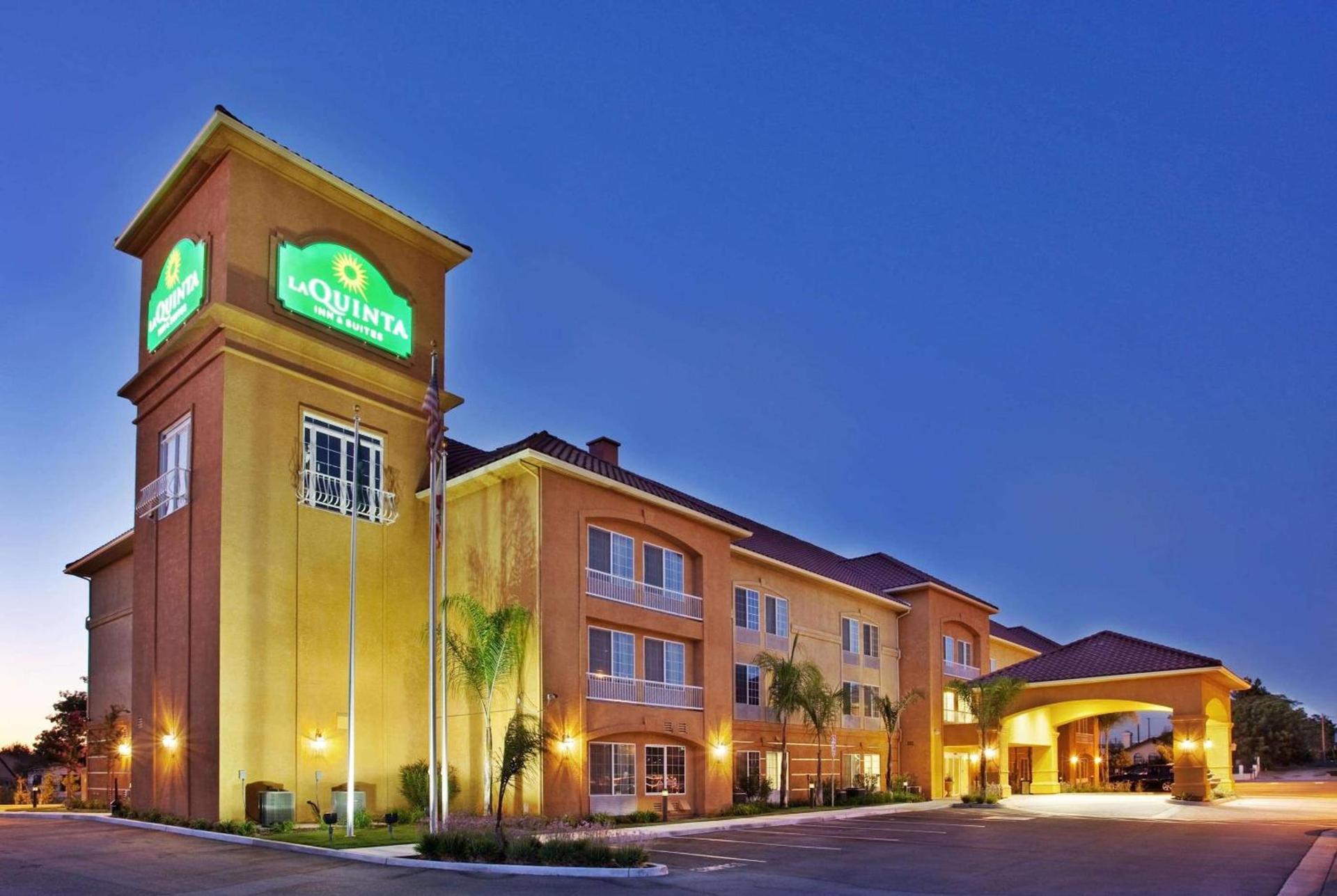 La Quinta by Wyndham Fowler photo 2