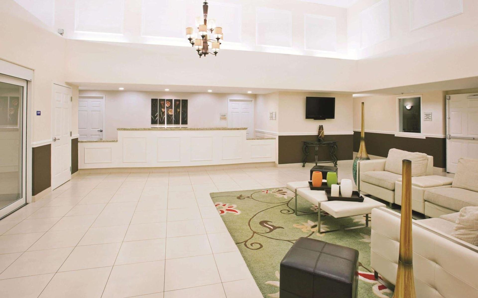 La Quinta by Wyndham Fowler photo 14