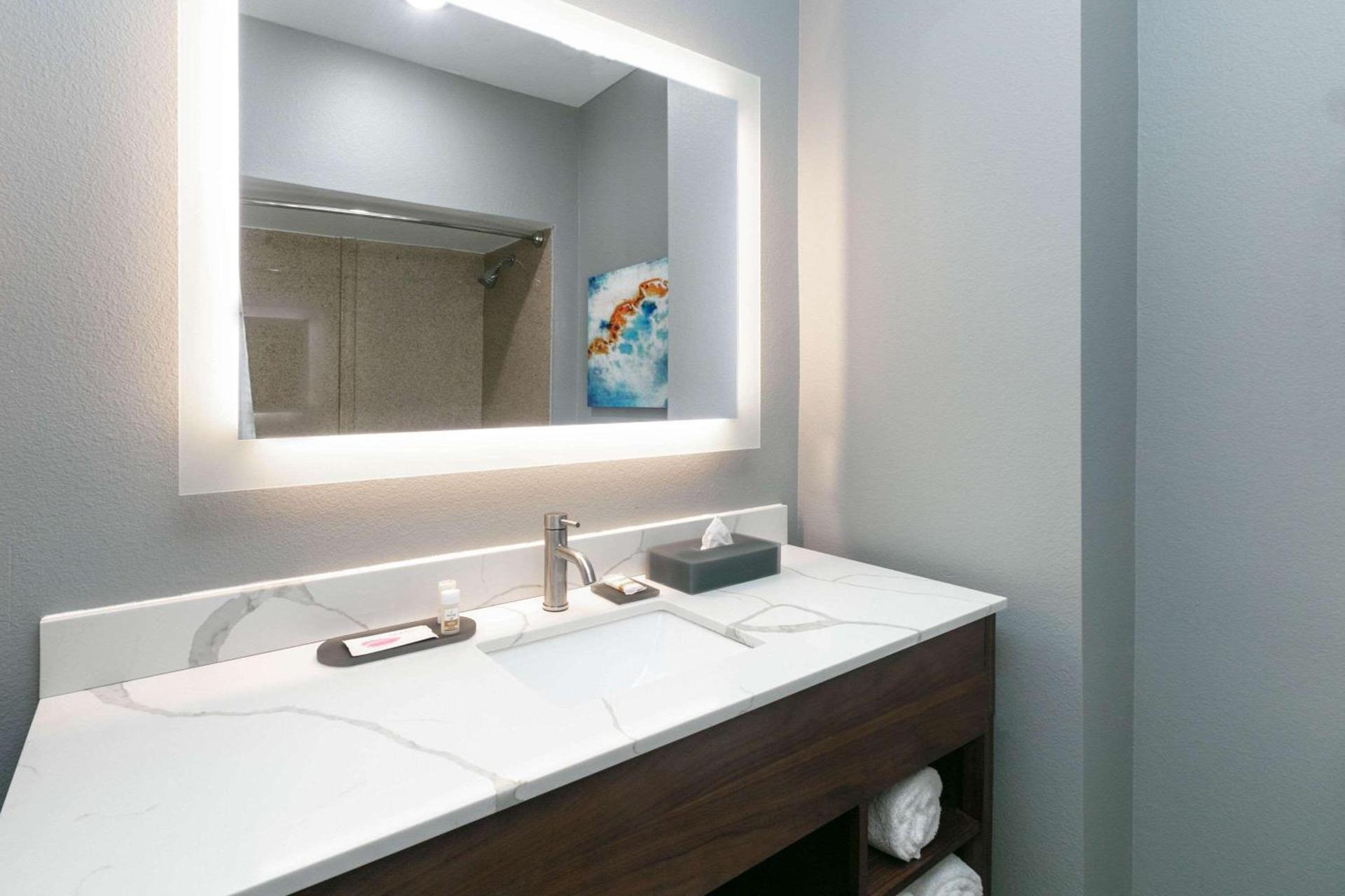La Quinta by Wyndham Jacksonville, Texas photo 12