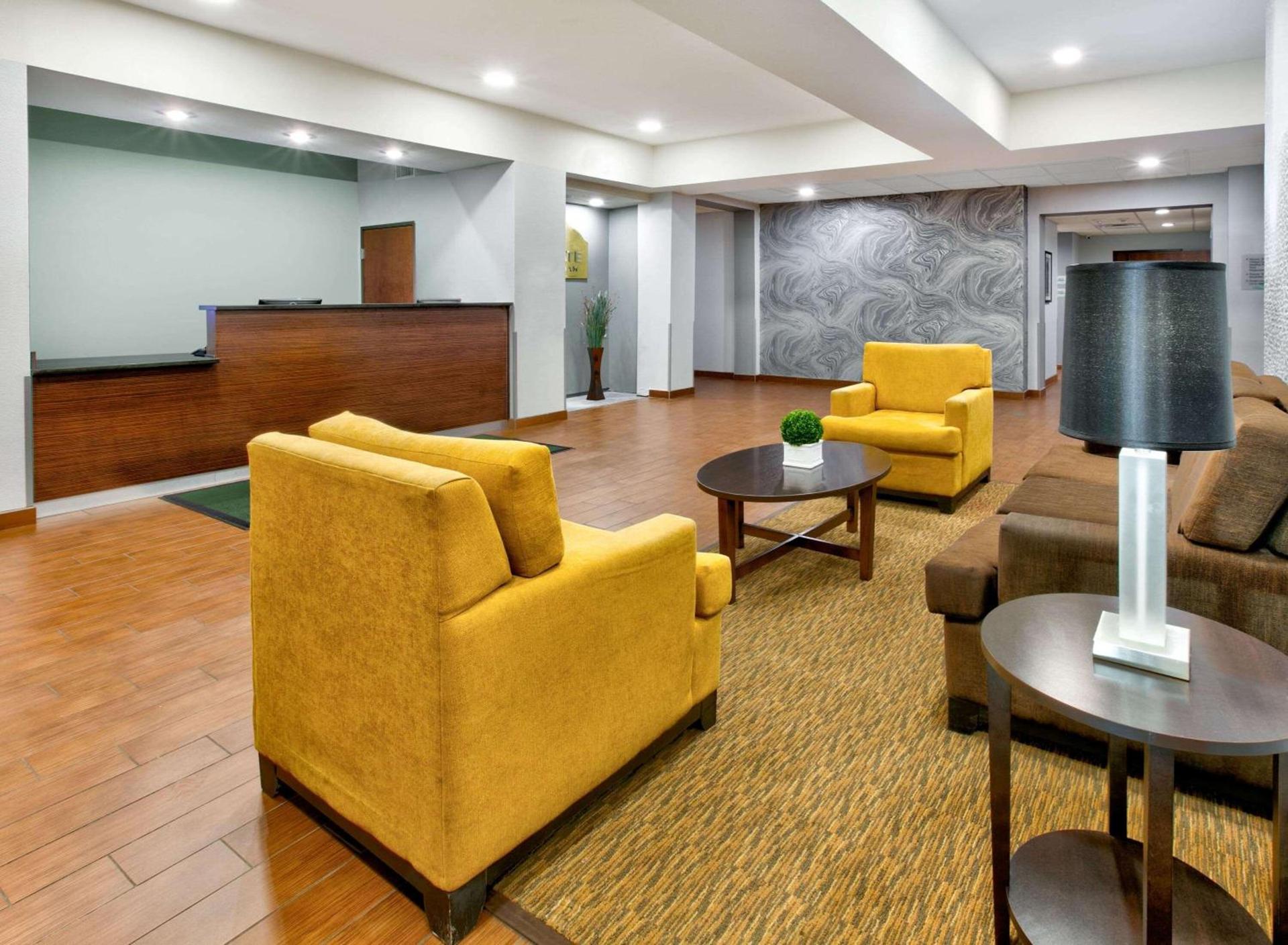 Wingate by Wyndham Longview North photo 9