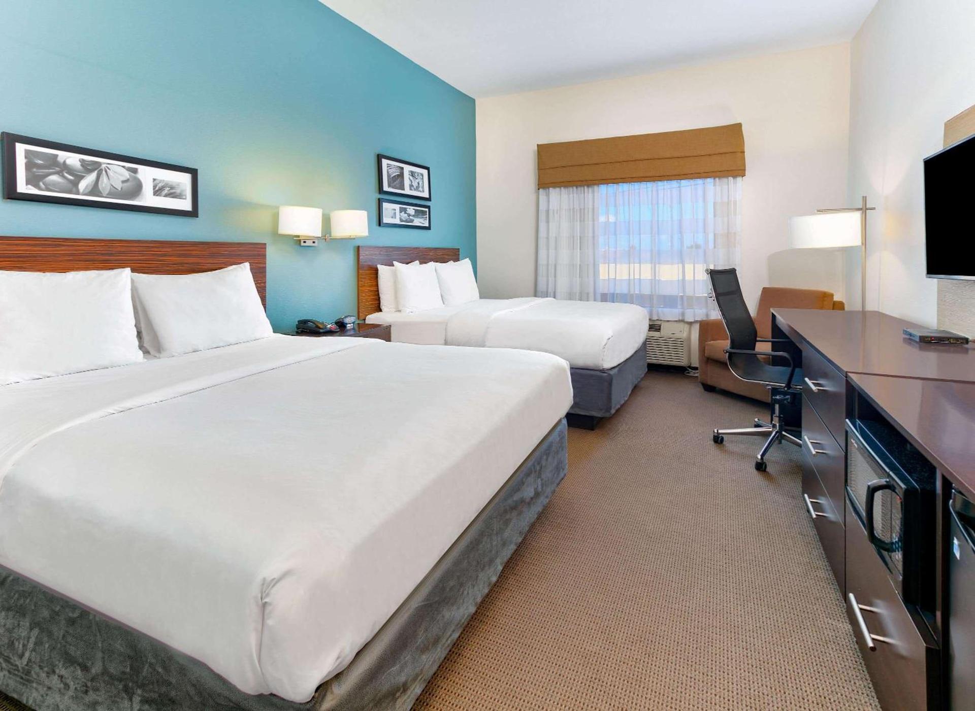 Wingate by Wyndham Longview North photo 16