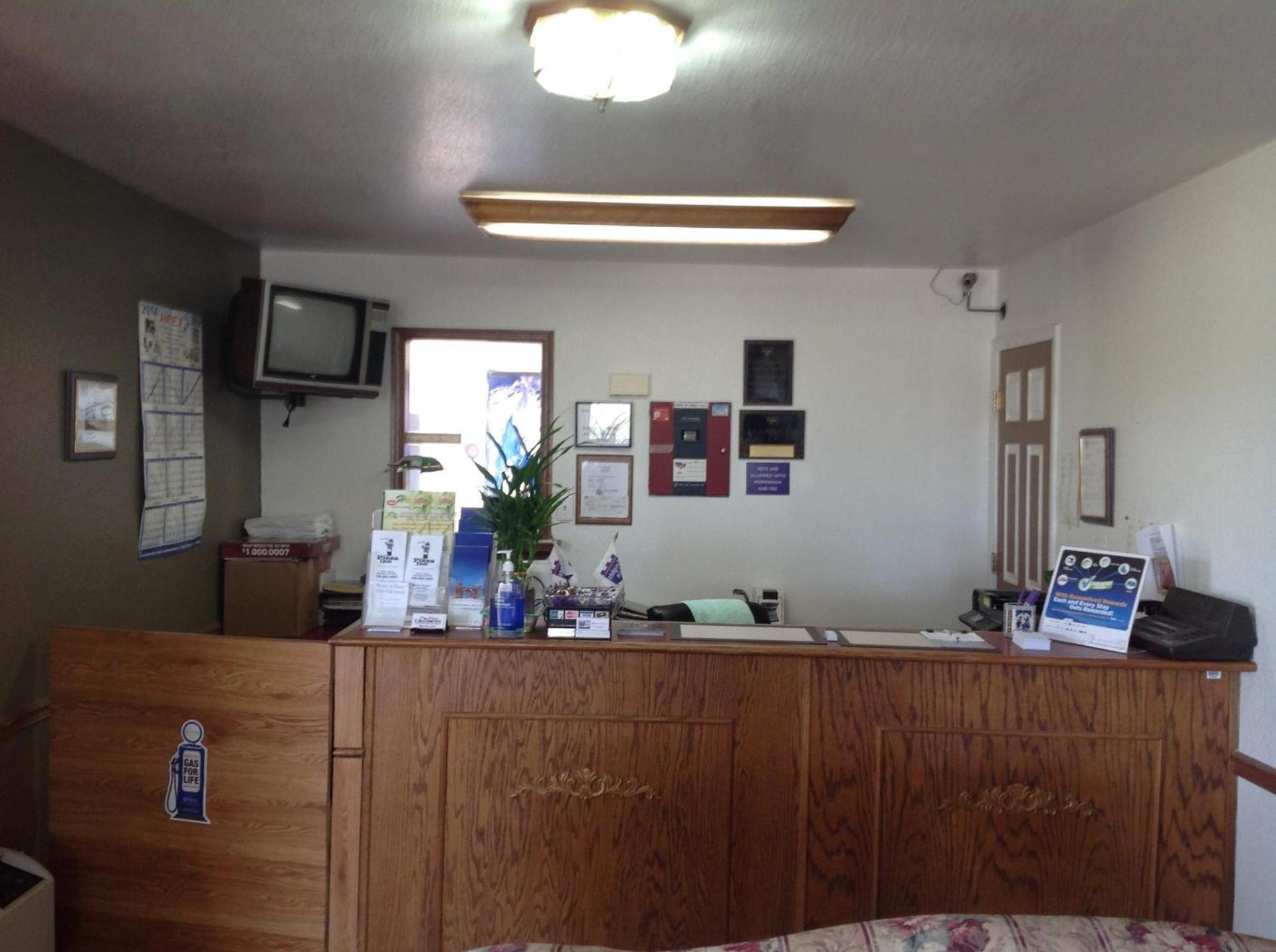 Knights Inn Muskogee photo 2