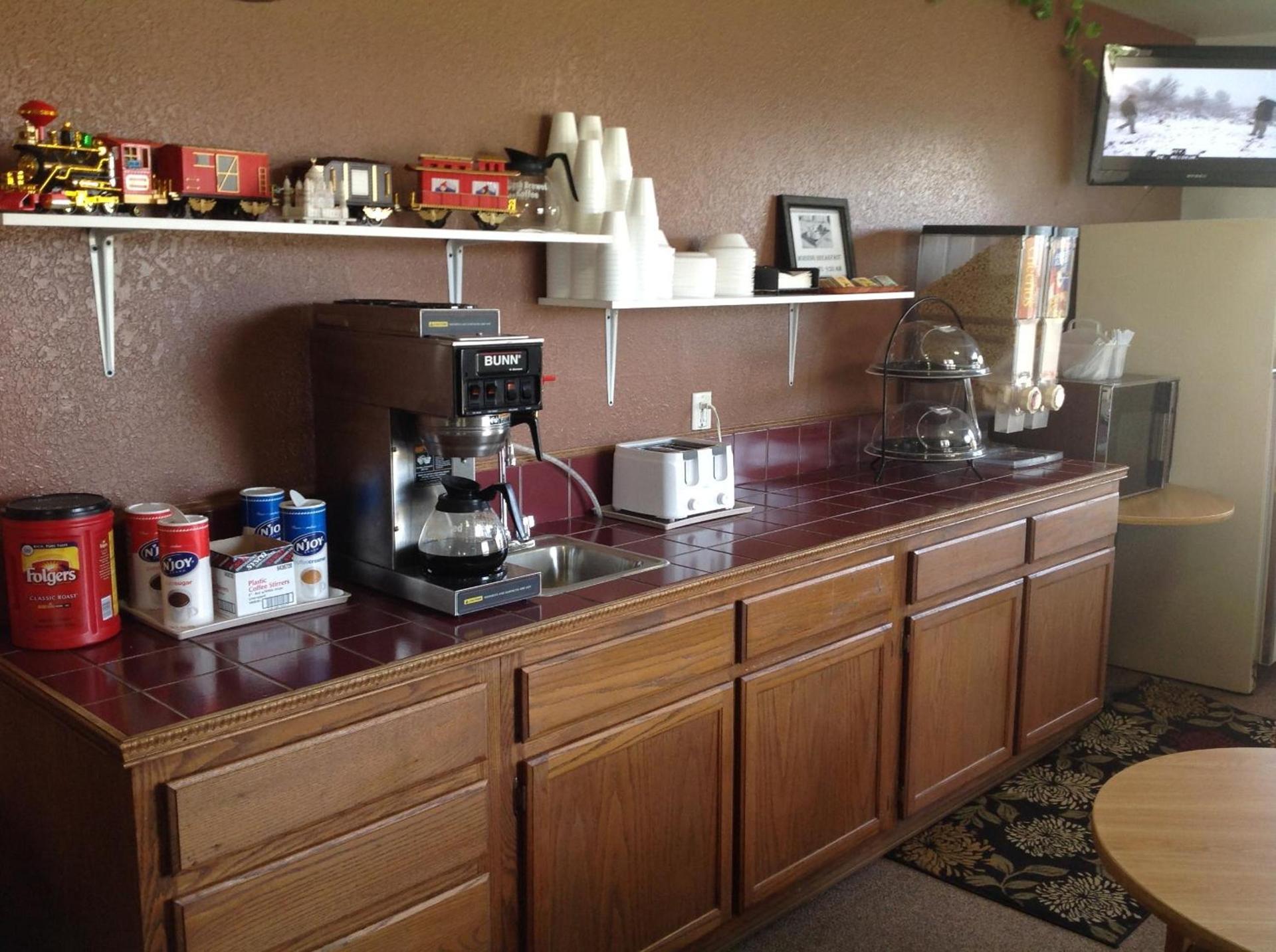 Knights Inn Muskogee photo 16