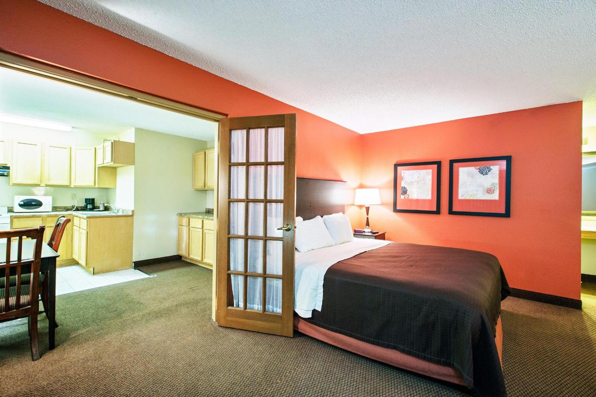AmericInn by Wyndham Ham Lake photo 16