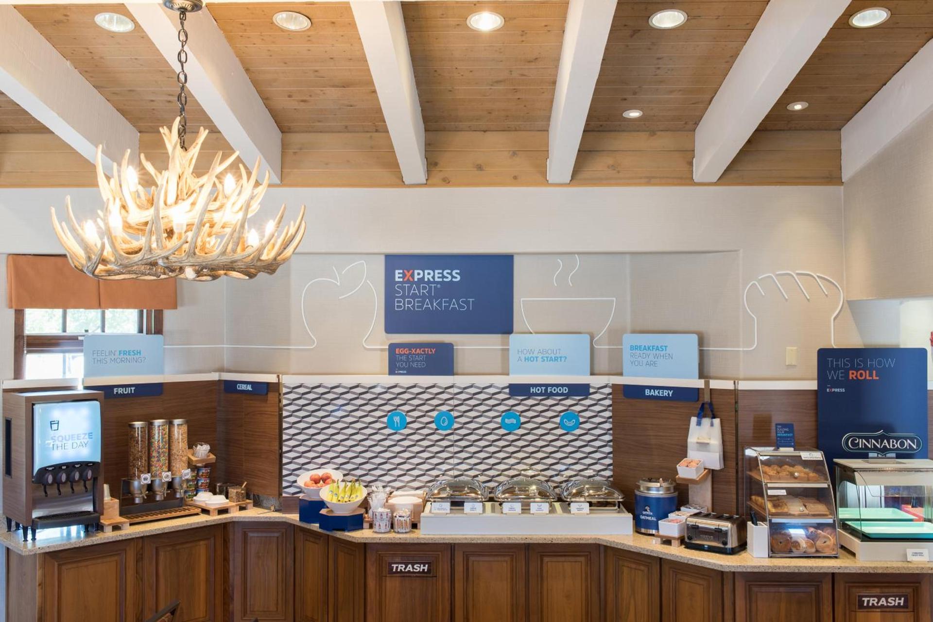 HiMark Hotel photo 24