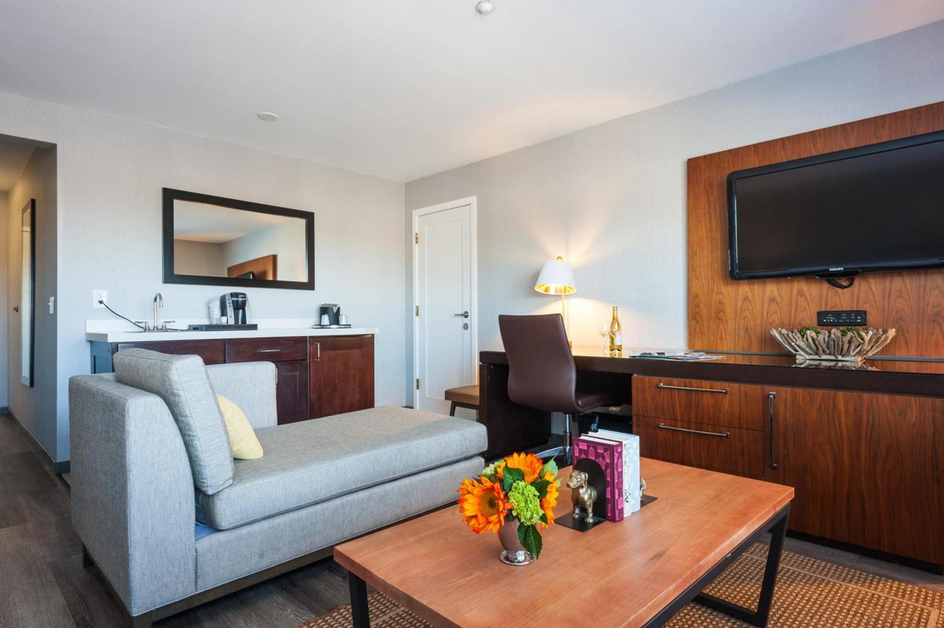 Hotel Indigo Napa Valley by IHG photo 14