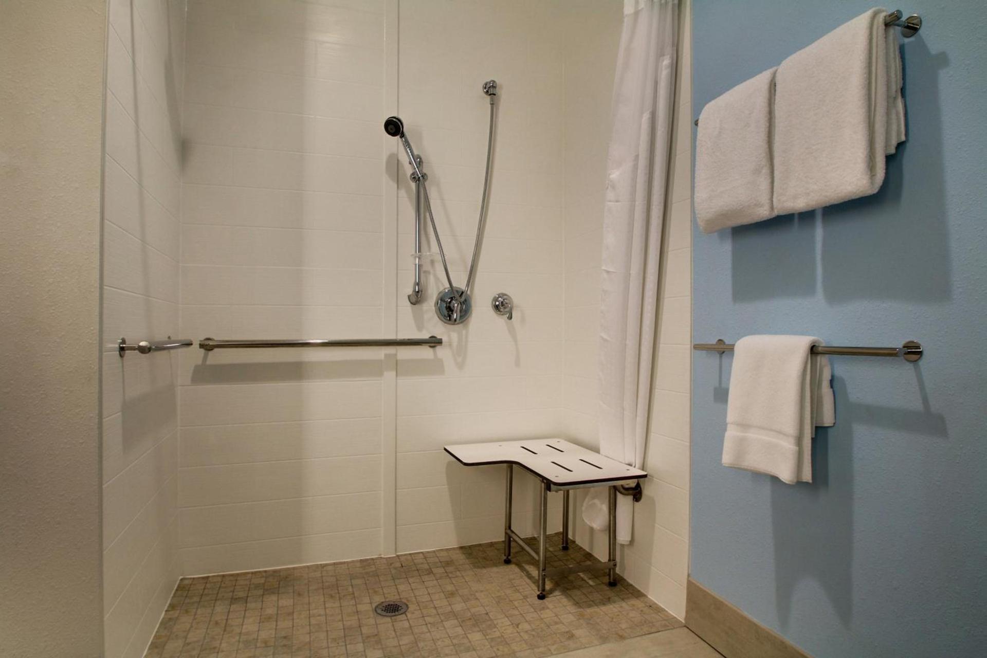 Holiday Inn Express & Suites Charleston NE Mt Pleasant US17 by IHG photo 50
