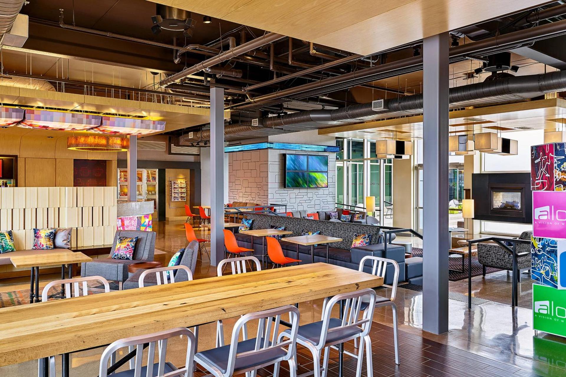 Aloft by Marriott Denver Airport at Gateway Park photo 4