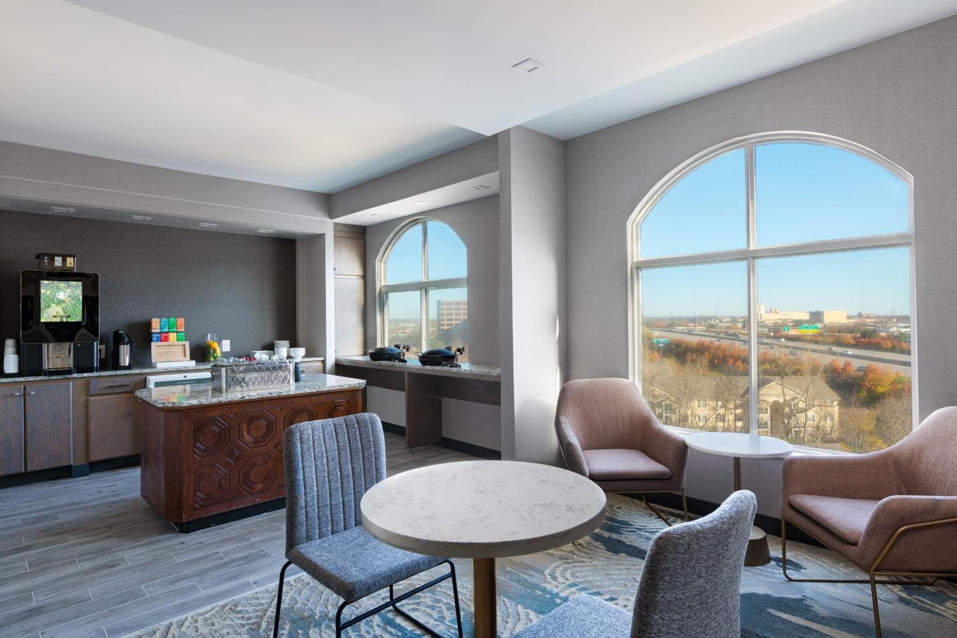 Sheraton Suites Columbus Worthington photo 11