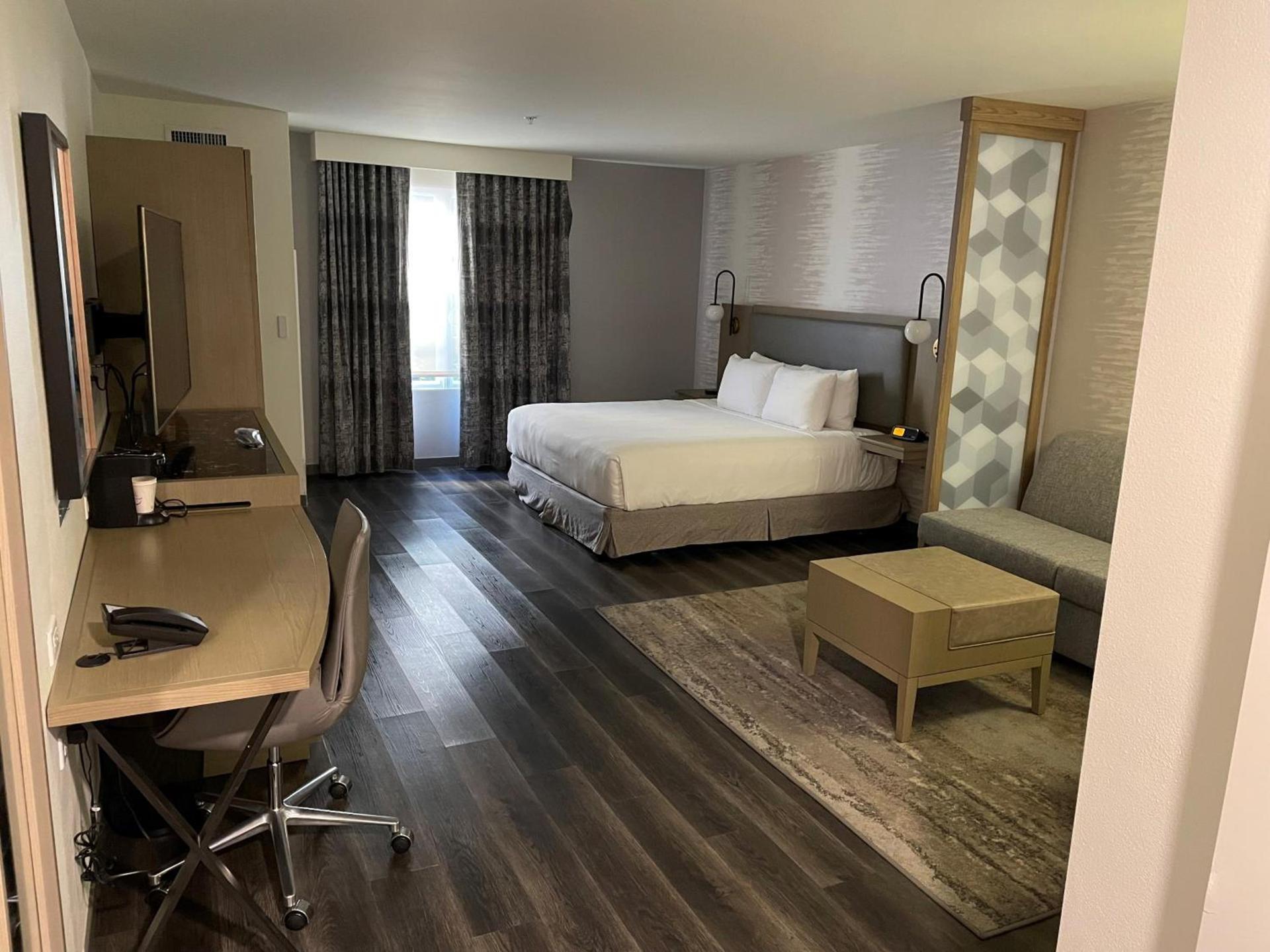 Hyatt Place Santa Barbara photo 2