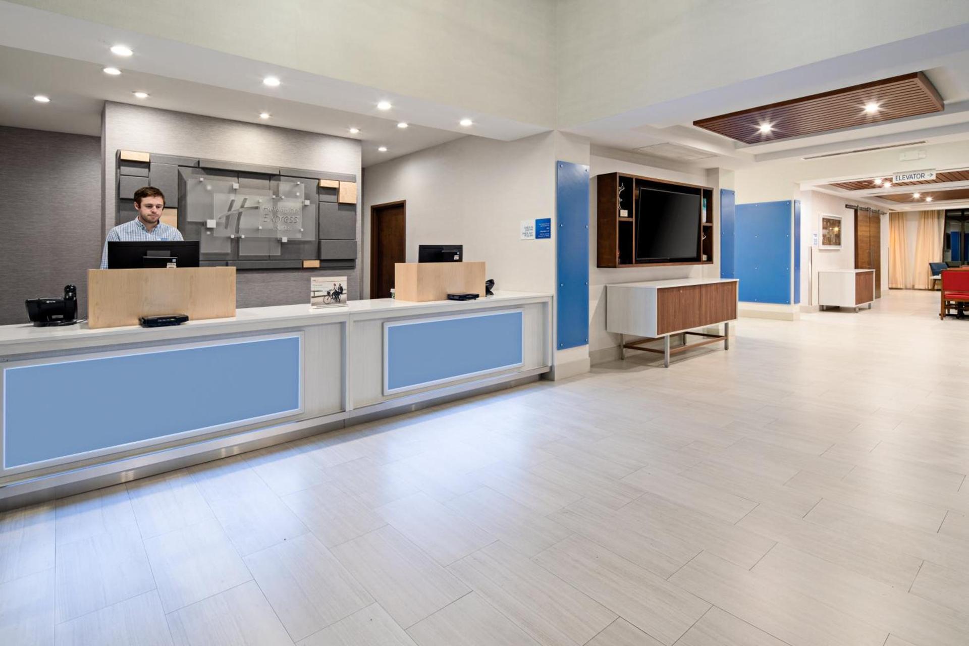 Holiday Inn Express Hotel & Suites Atascadero by IHG photo 49