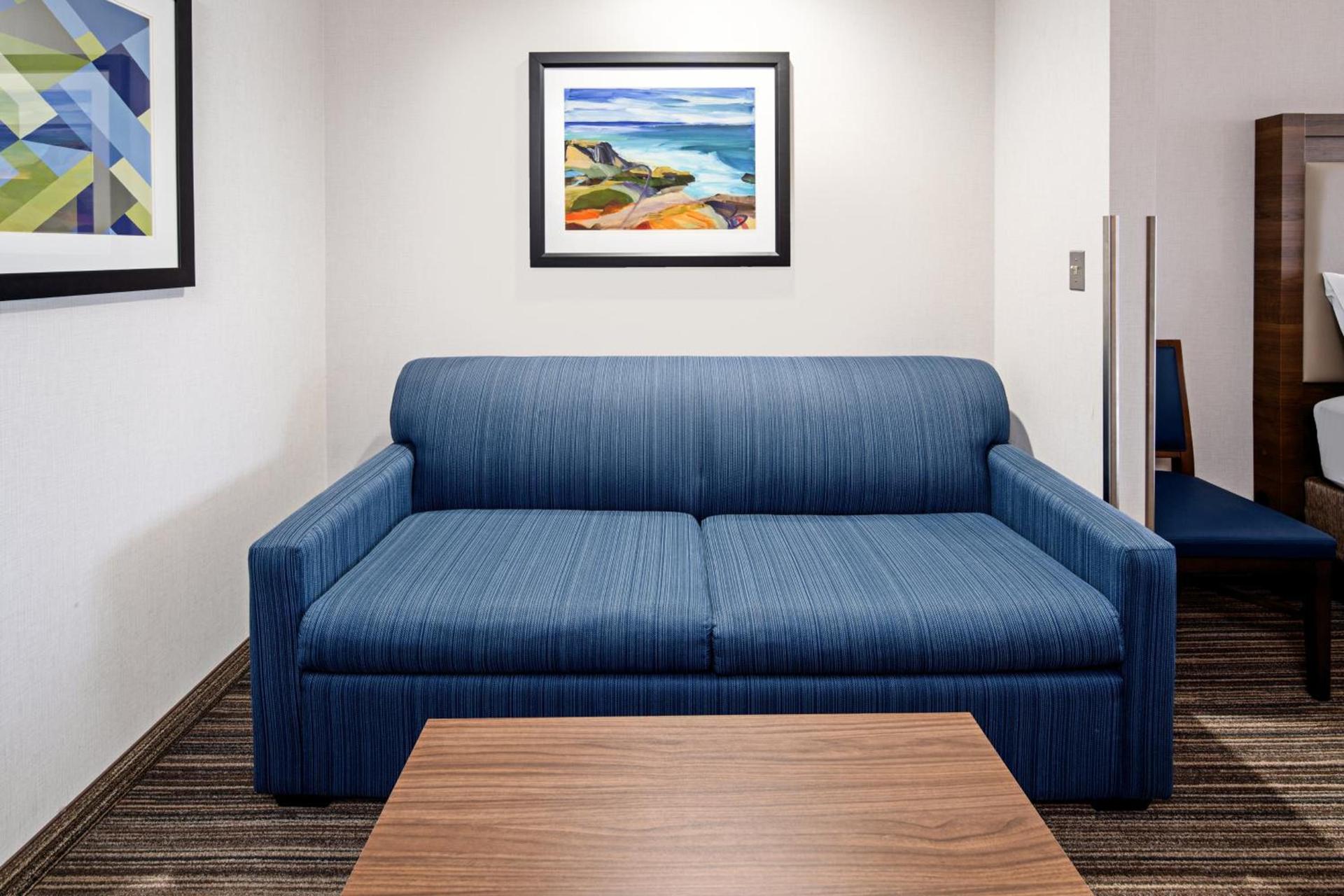 Holiday Inn Express Hotel & Suites Atascadero by IHG photo 50