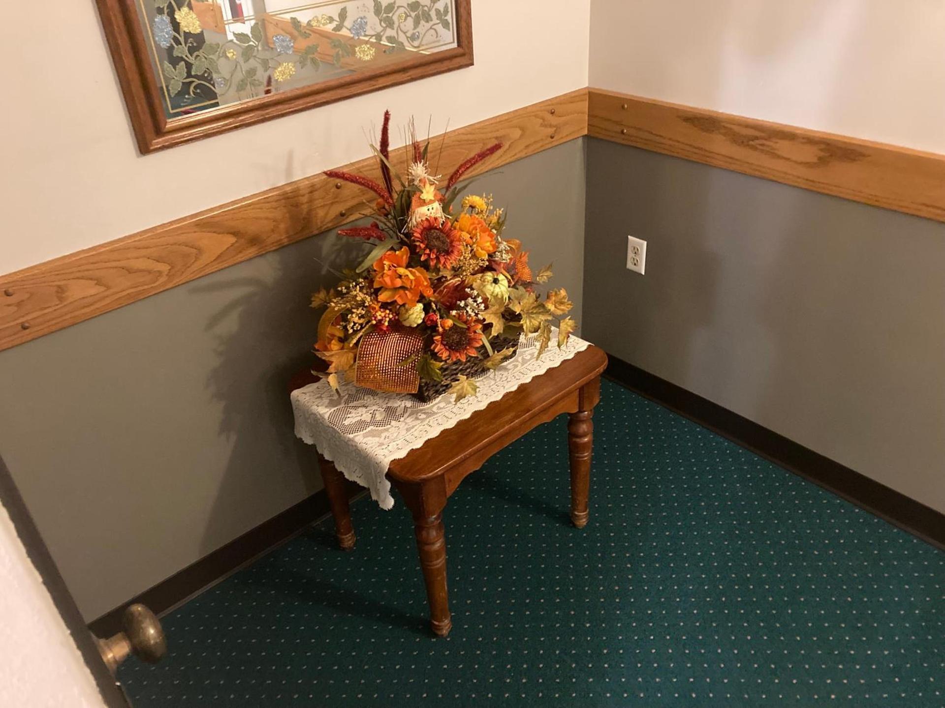 Landmark Motel photo 2