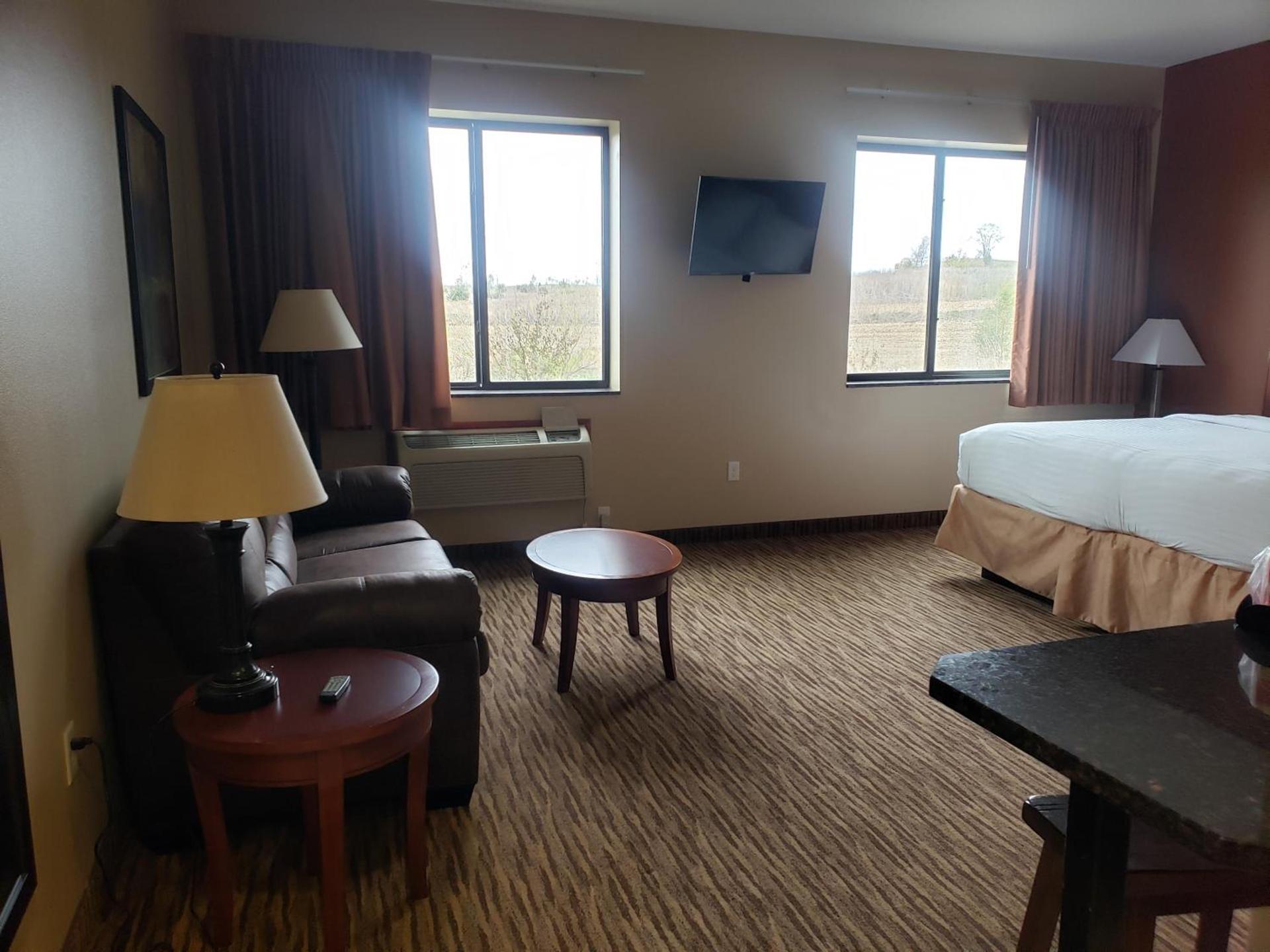 Cobblestone Inn & Suites - Newton photo 38
