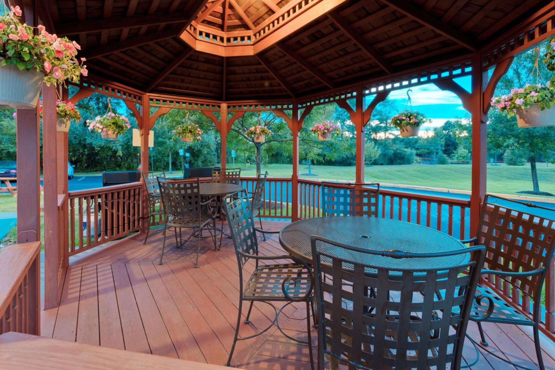 Sonesta Simply Suites Nanuet photo 15