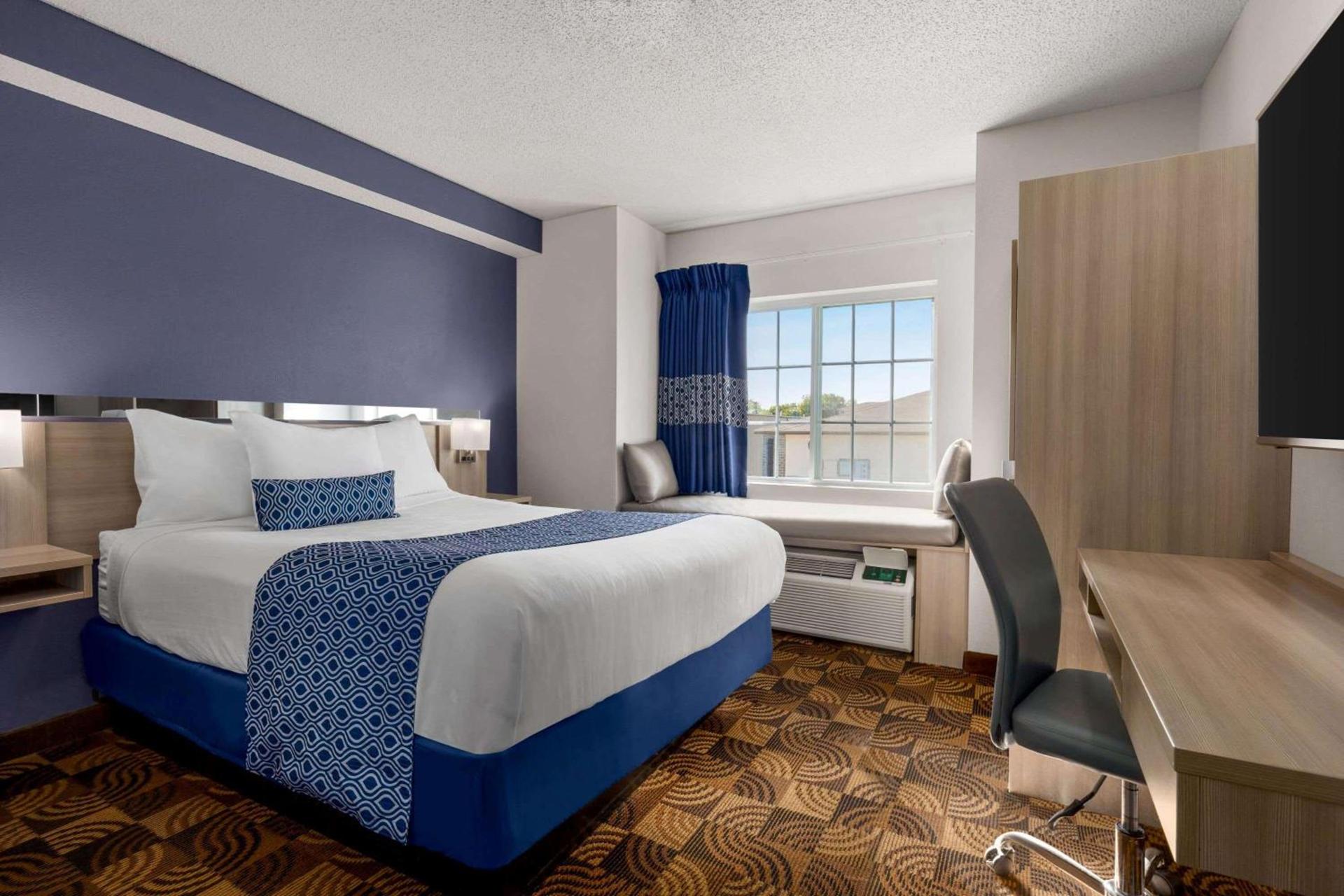 Microtel Inn & Suites Lincoln photo 14