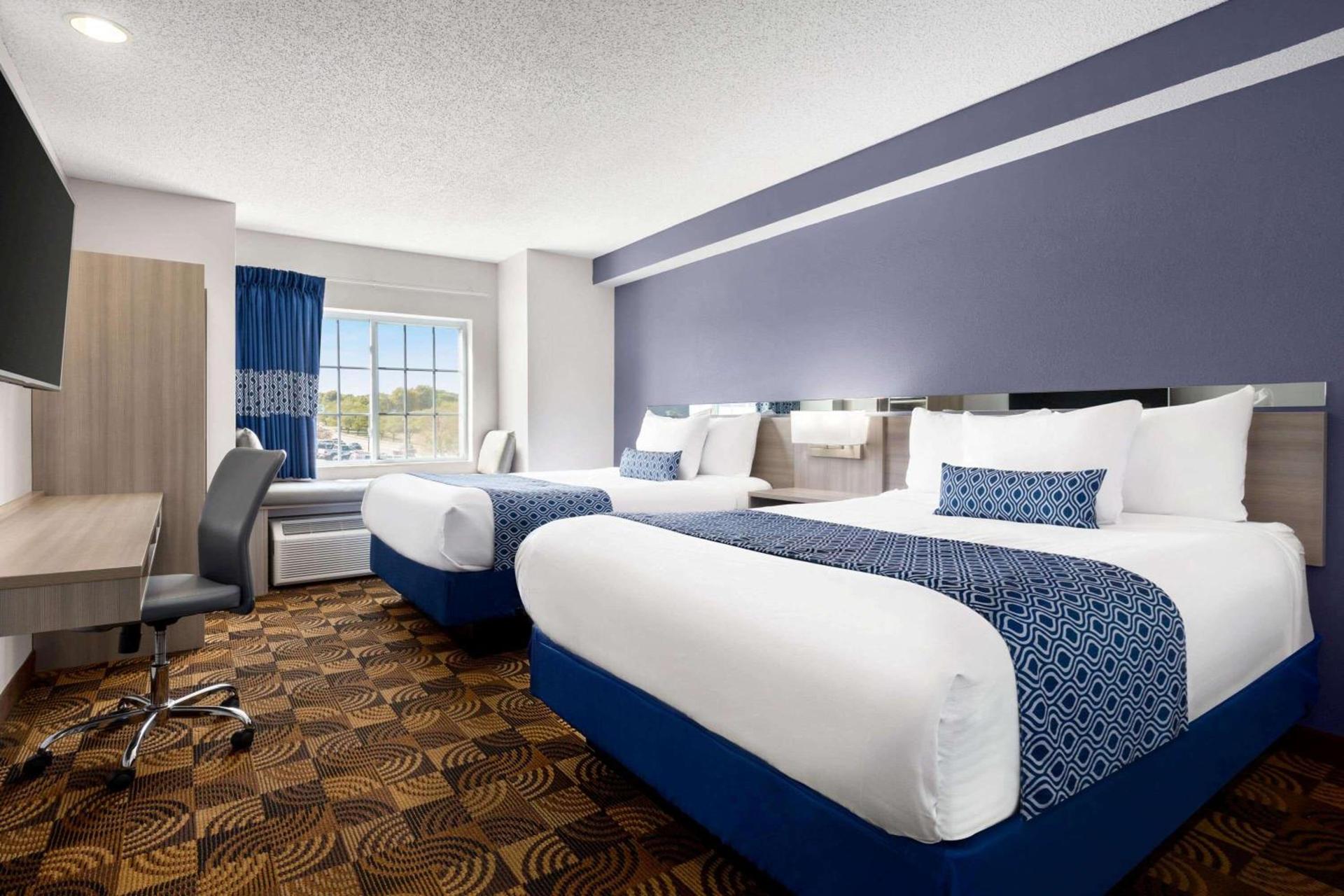 Microtel Inn & Suites Lincoln photo 19