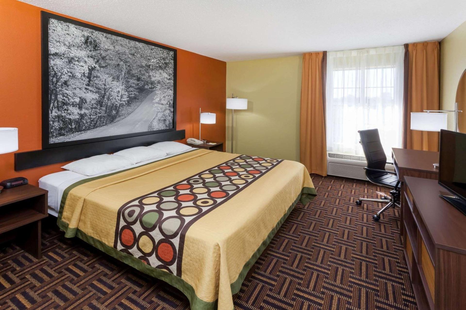 Super 8 by Wyndham Rochester photo 4
