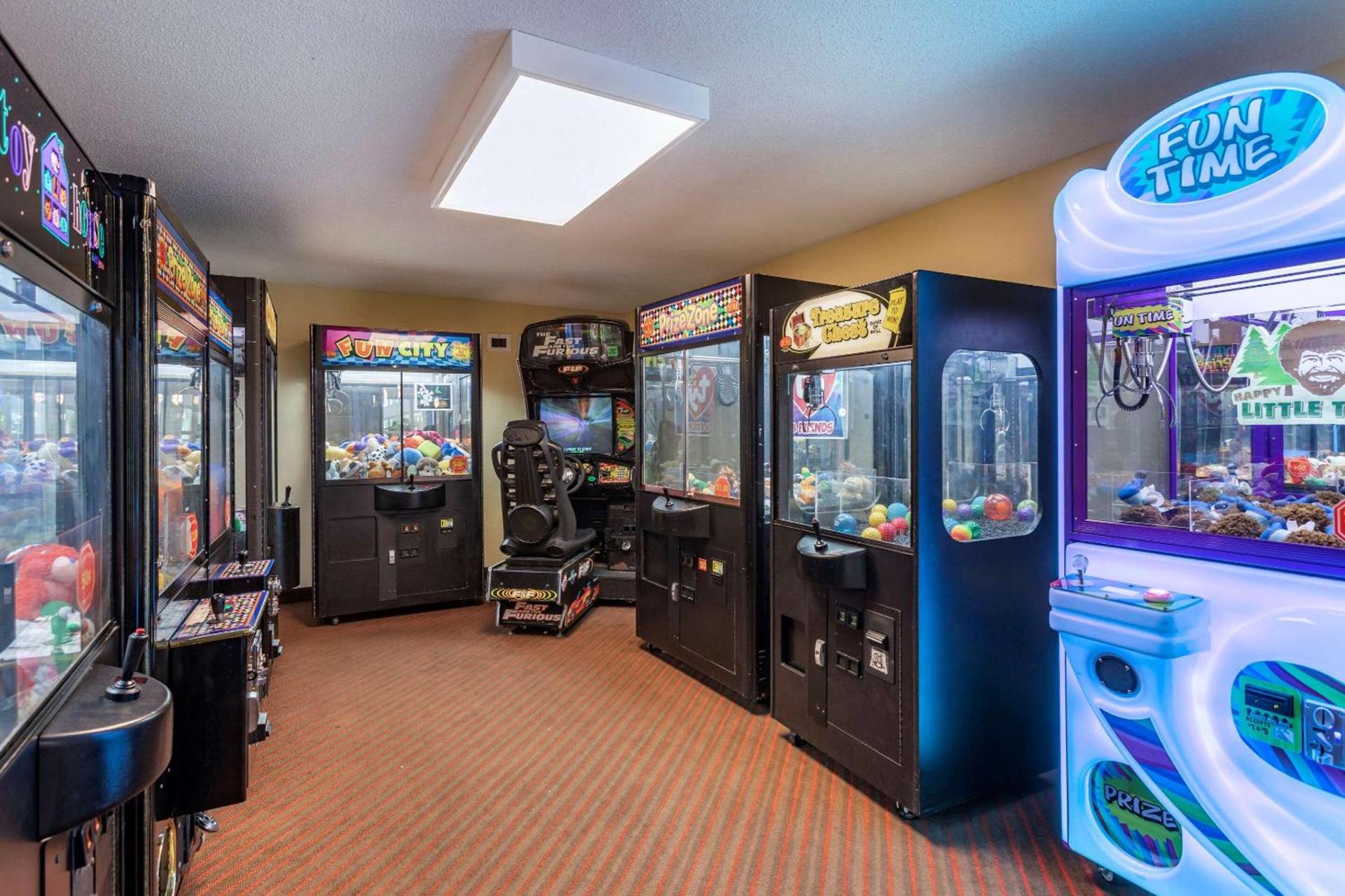 Econo Lodge Pigeon Forge Riverside photo 66