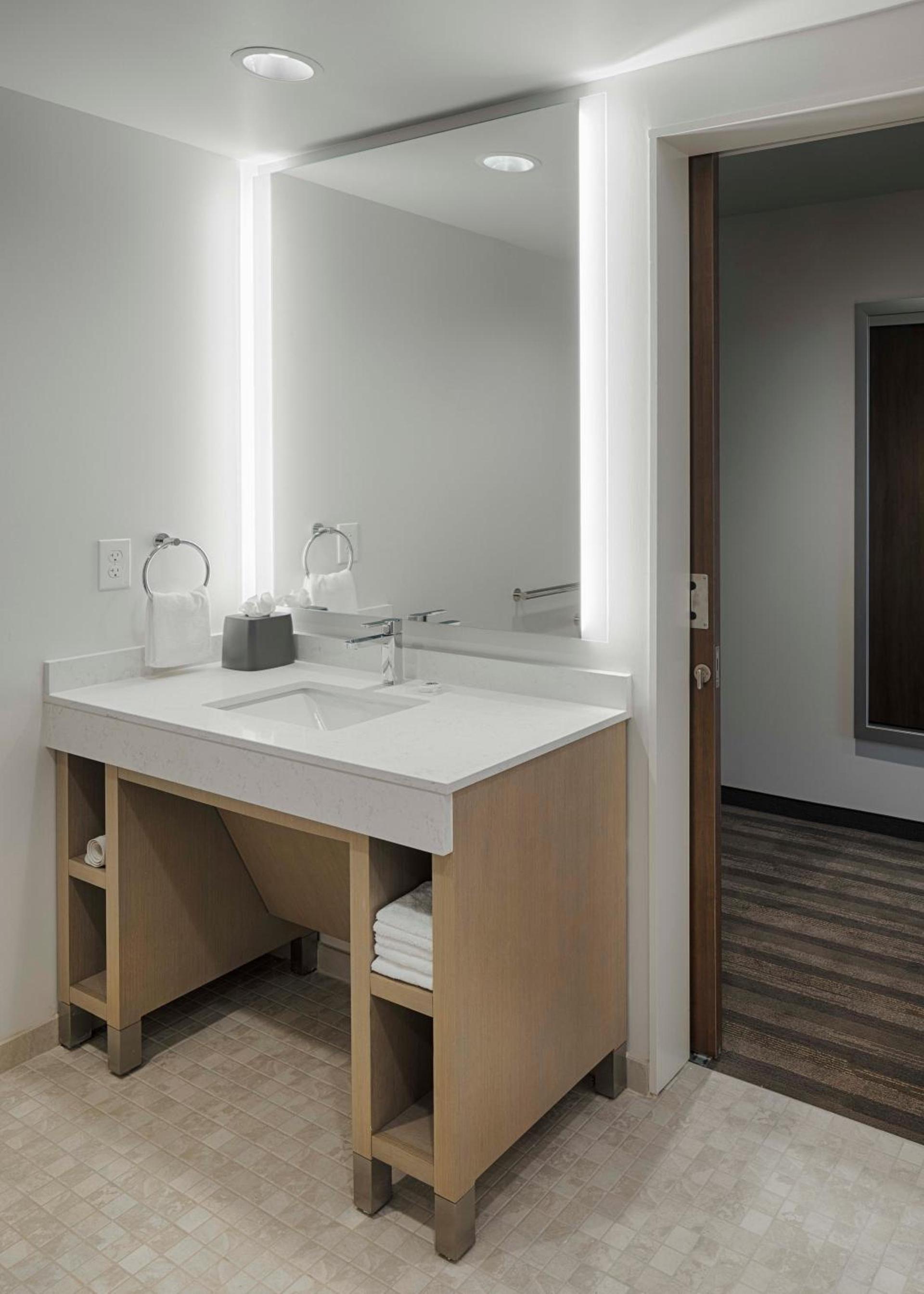 Hyatt House Columbus OSU Short North photo 60