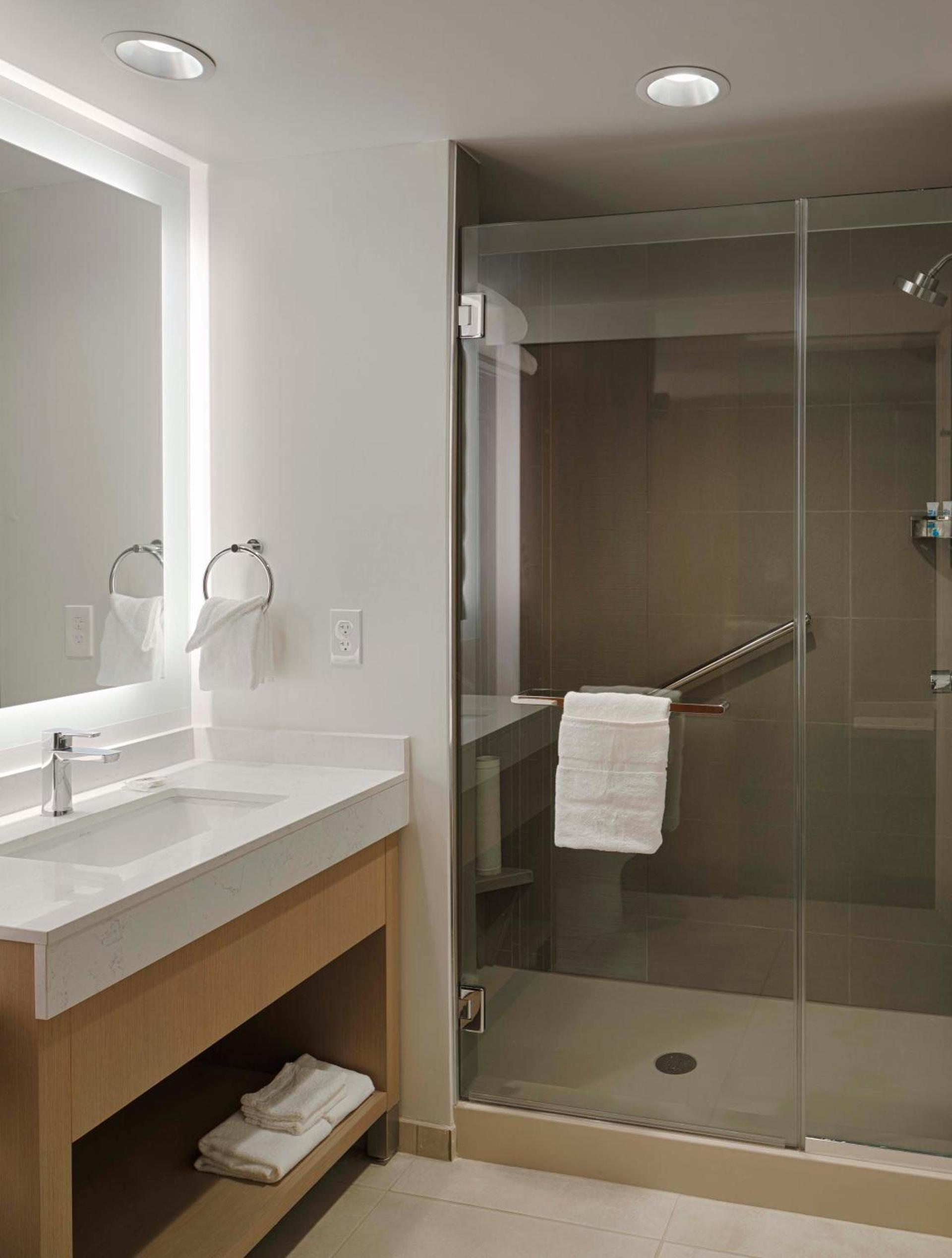 Hyatt House Columbus OSU Short North photo 59