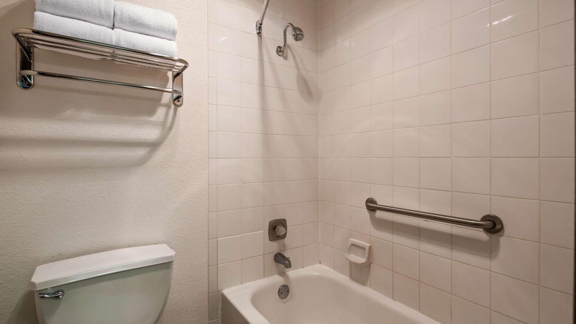 Best Western Aladdin Inn photo 11